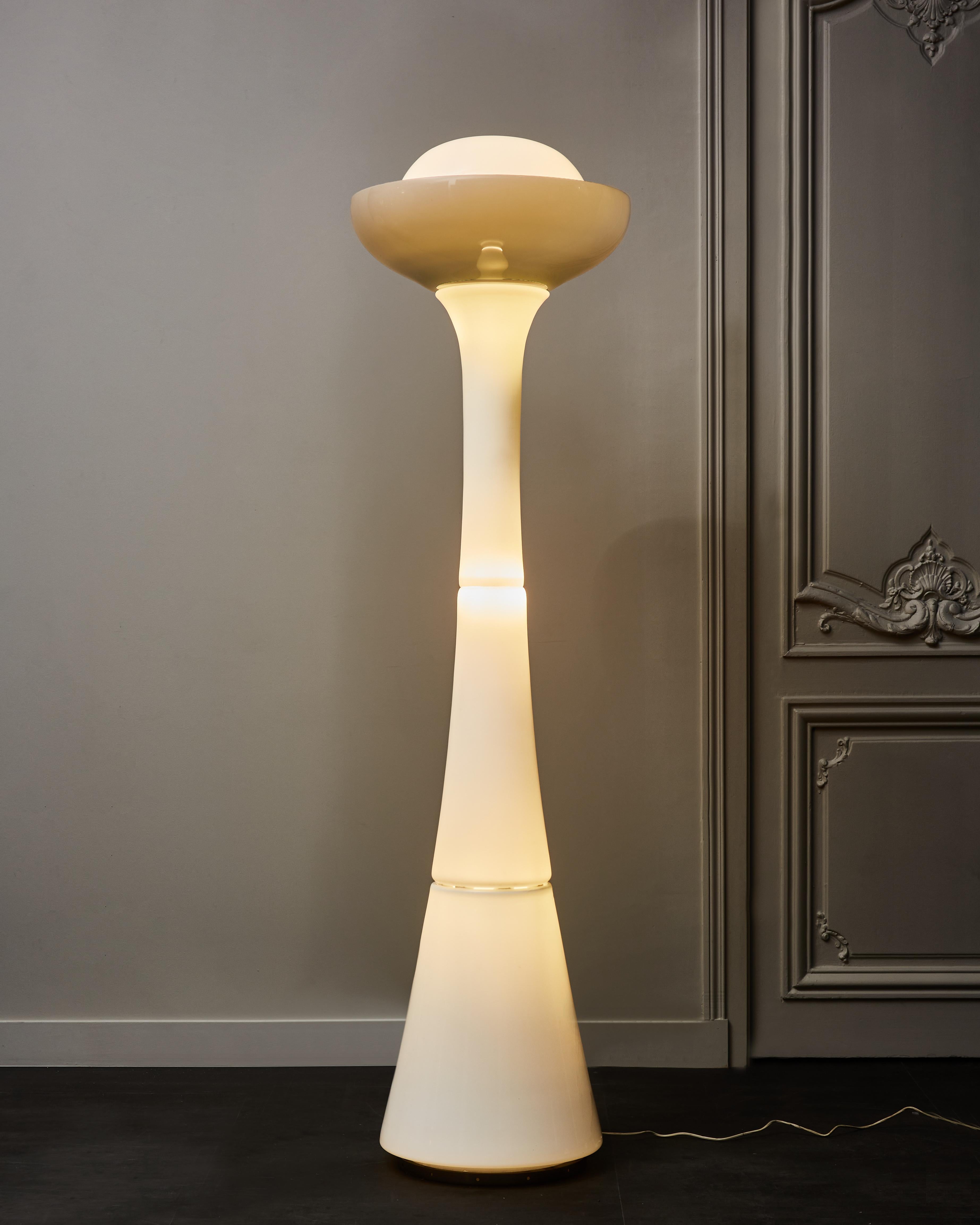 Mid-Century Modern Murano Glass Floor Lamp by Carlo Nason for Vistosi