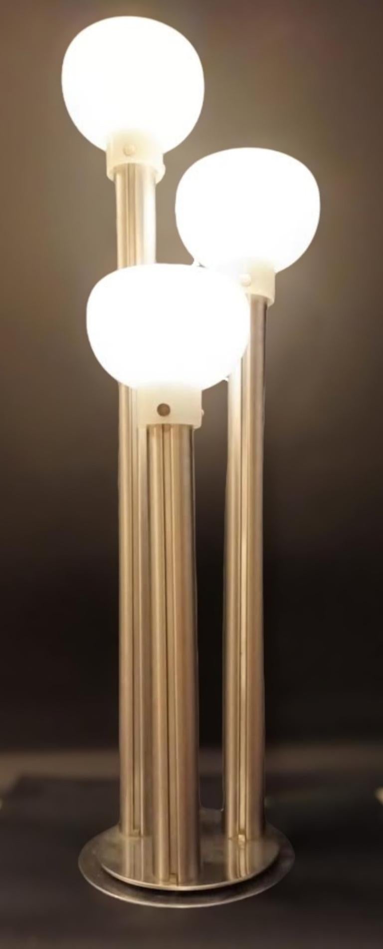 Italian Murano Glass Floor Lamp by Toni Zuccheri For Sale