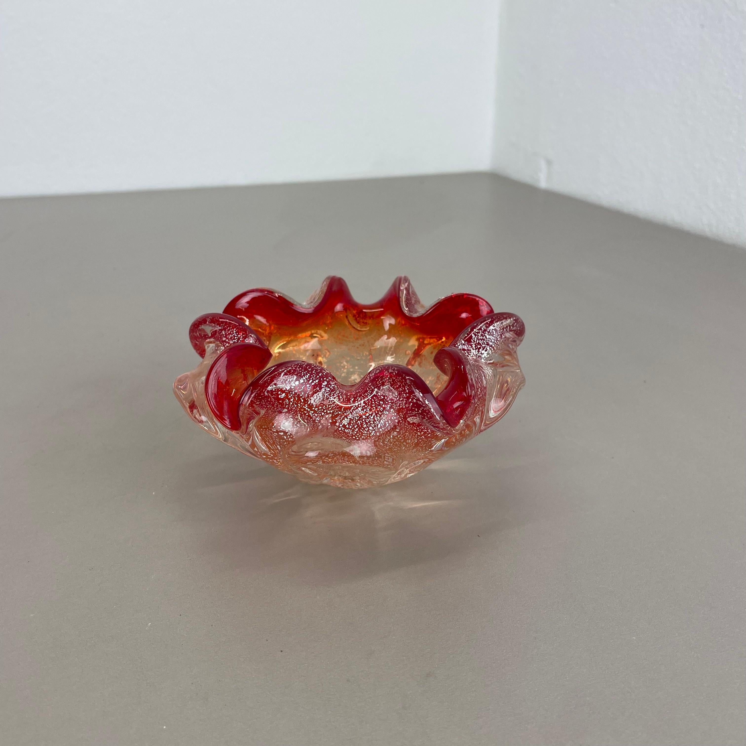 Cenicero de concha de elemento de cuenco 