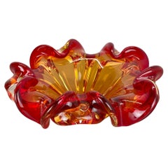 Cenicero de concha de elemento de cuenco "Floral" de cristal de Murano de Barovier + Toso, Italia, 1970