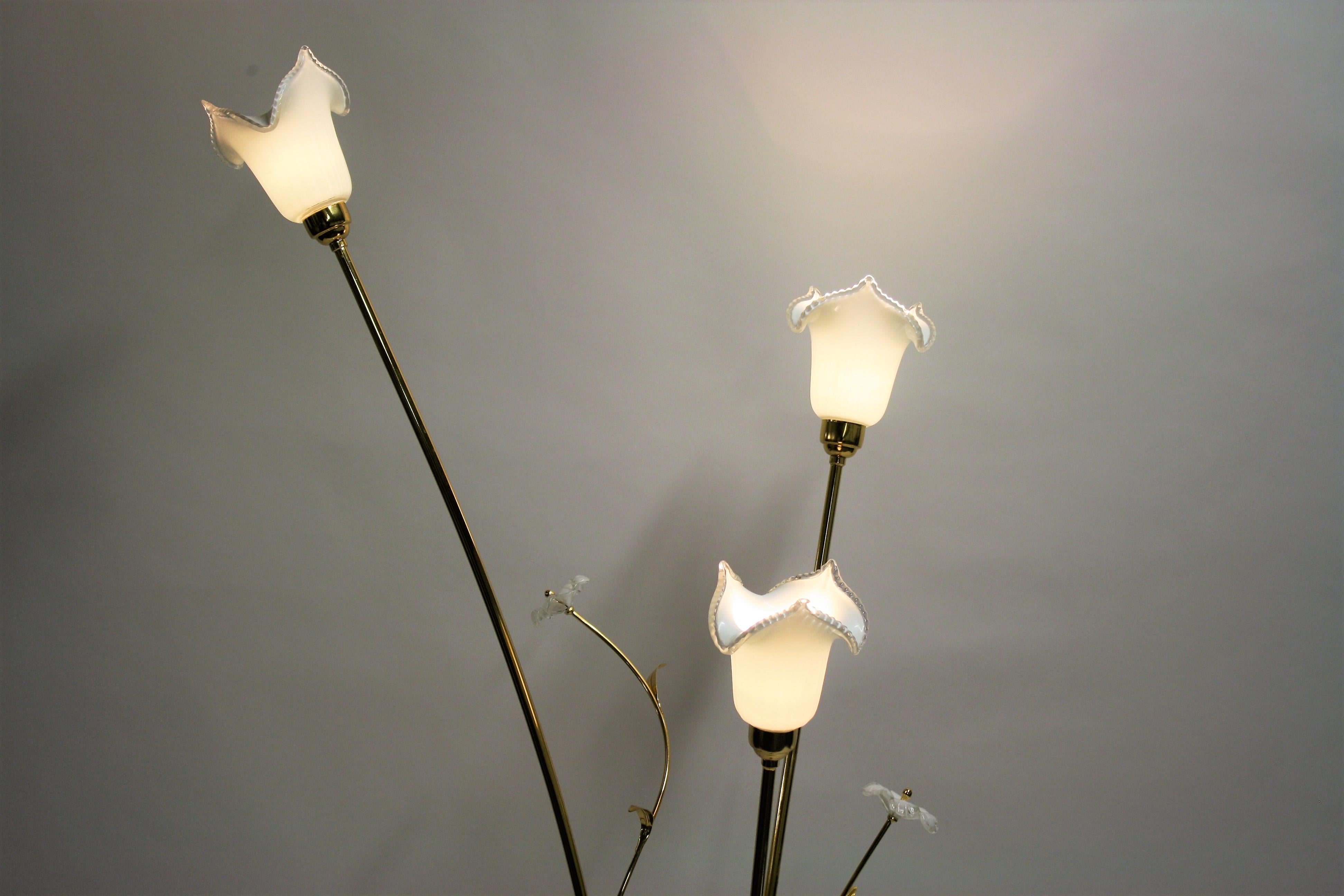 Muranoglas-Blumen-Stehlampe:: 1980er Jahre 1
