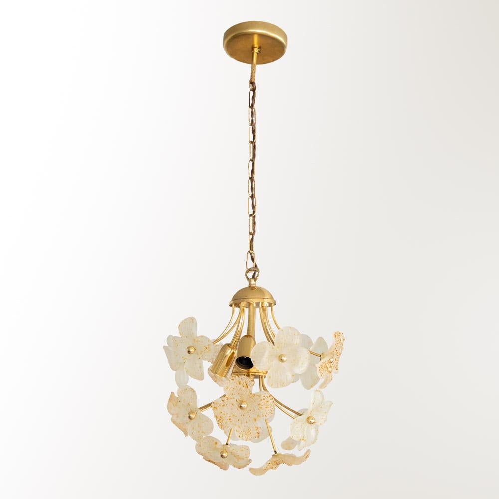 Lampada a sospensione a forma di fiore in vetro di Murano In condizioni buone in vendita a Los Angeles, CA