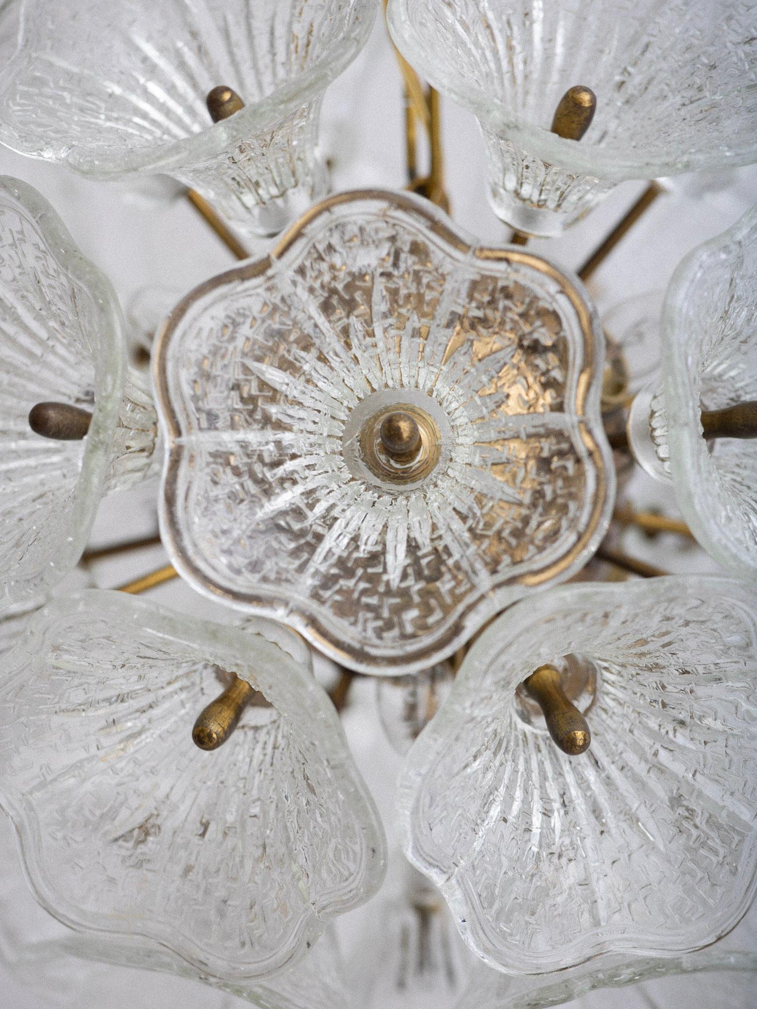 Mid-20th Century Murano Glass Flower Sputnik Chandelier Attributed to Paolo Venini for VeArt