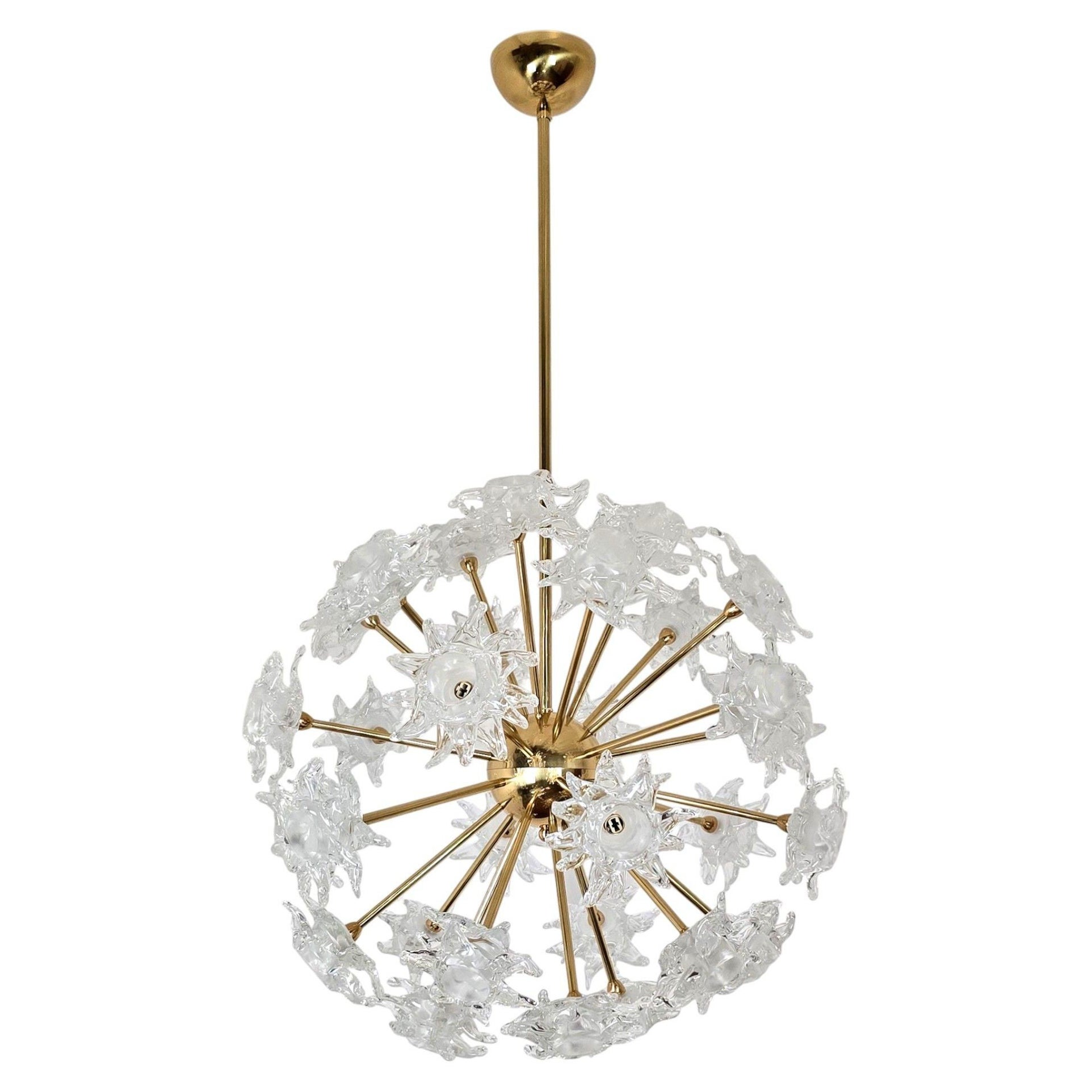 Lampadario Sputnik a fiore in vetro di Murano