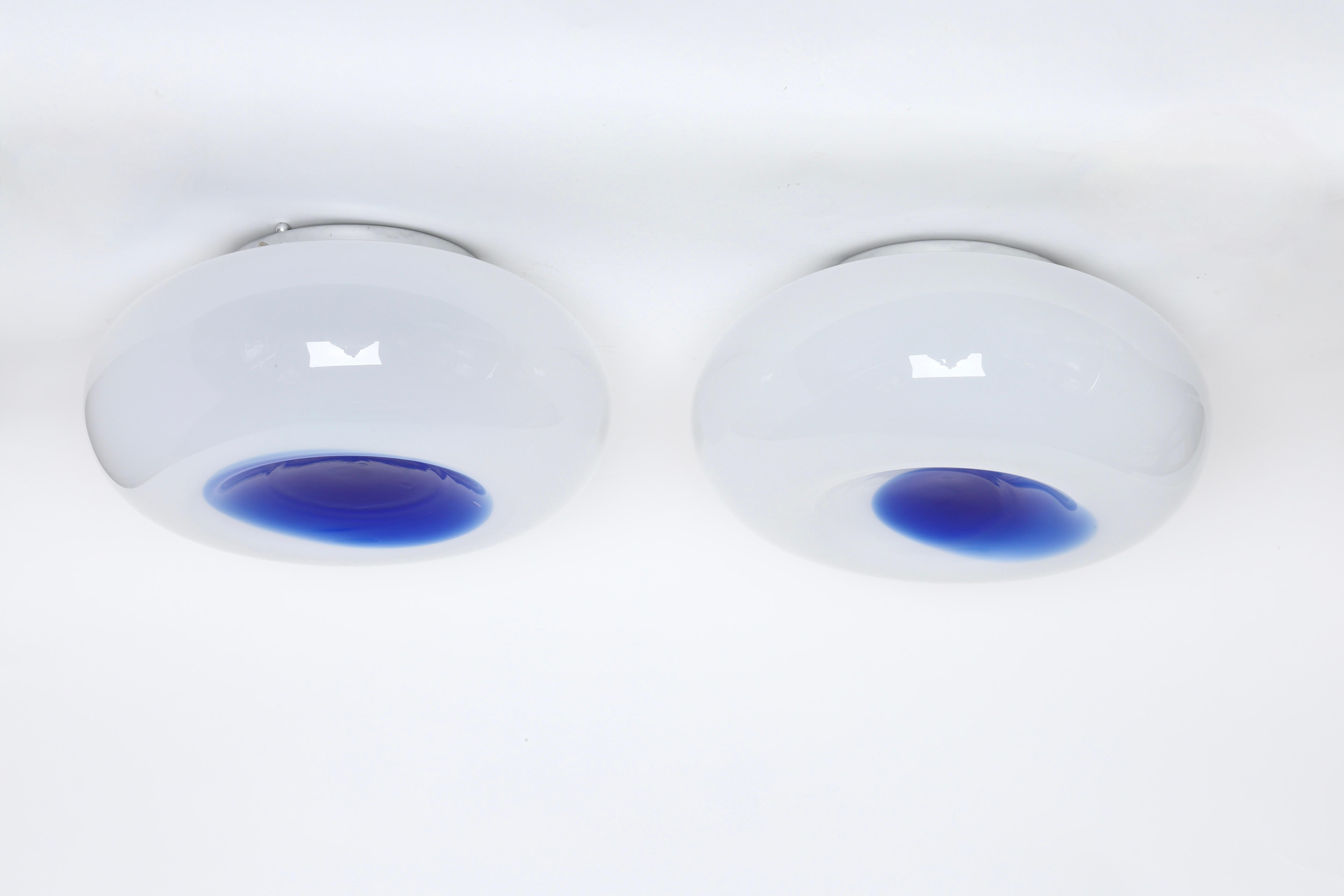 Plafonnier à encastrer en verre de Murano, Italie vers les années 1960 en vente 3
