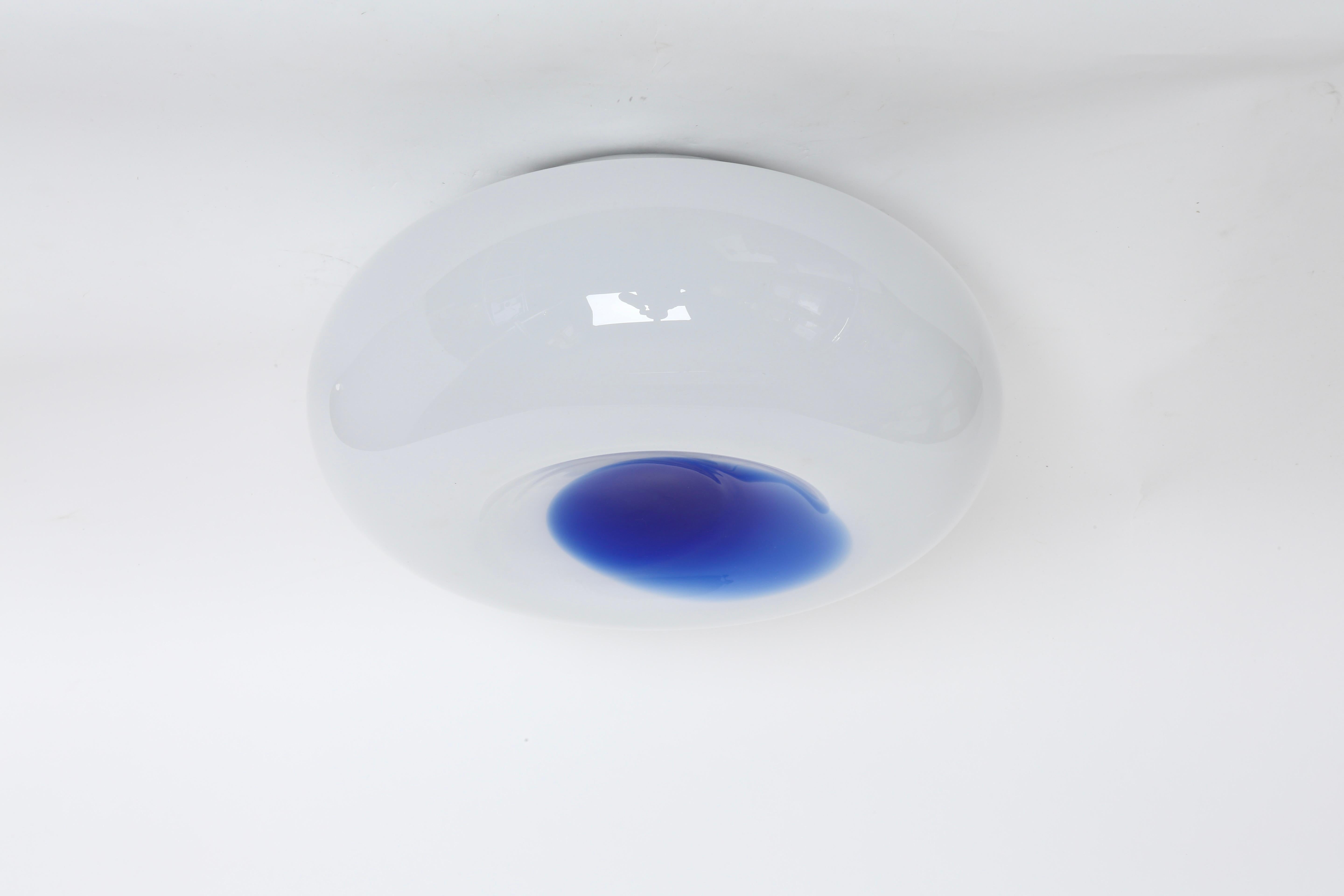 Plafonnier à encastrer en verre de Murano, Italie vers les années 1960 en vente 5