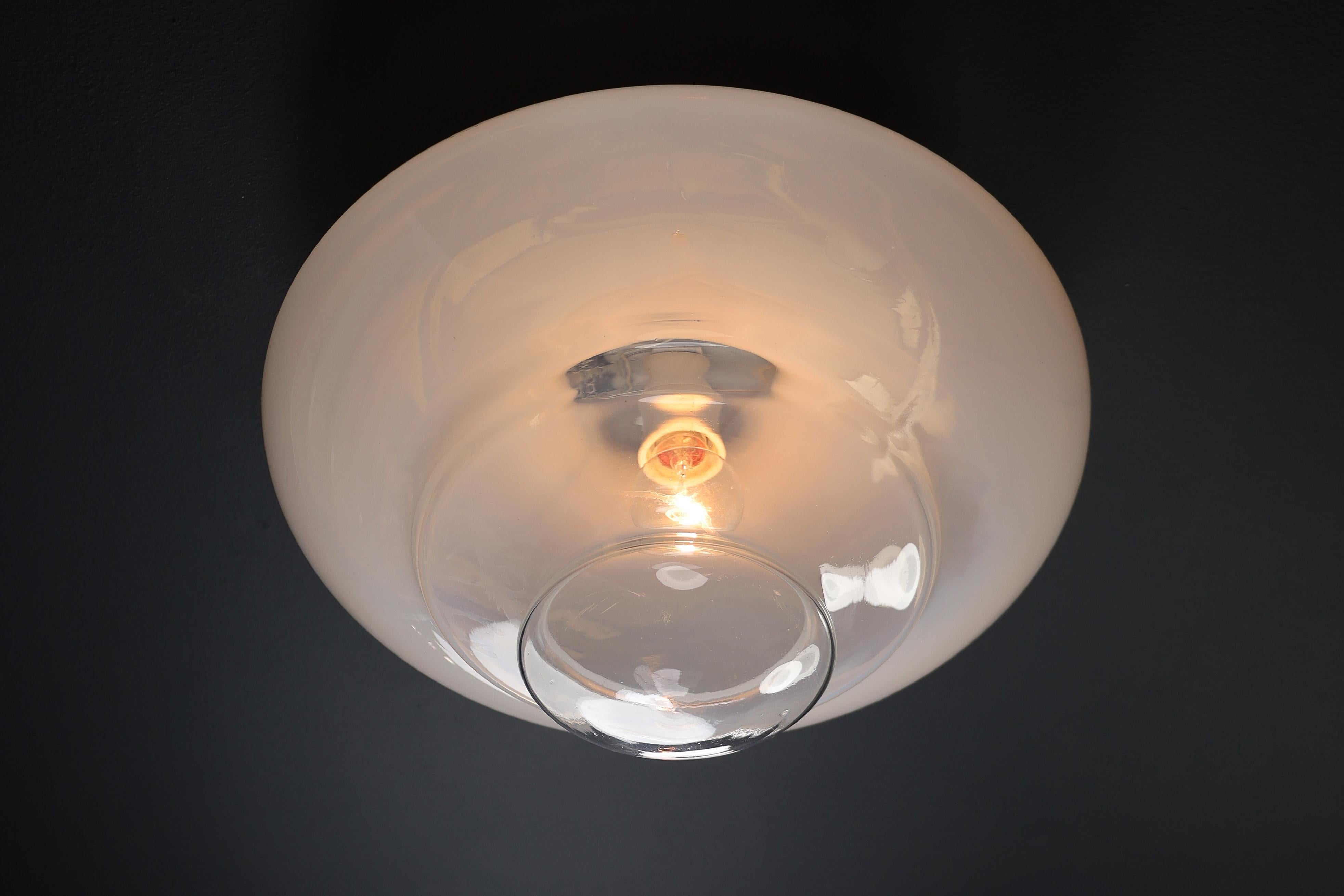 Empotrable o aplique de cristal de Murano soplado a mano, Italia, años 60 en venta 6