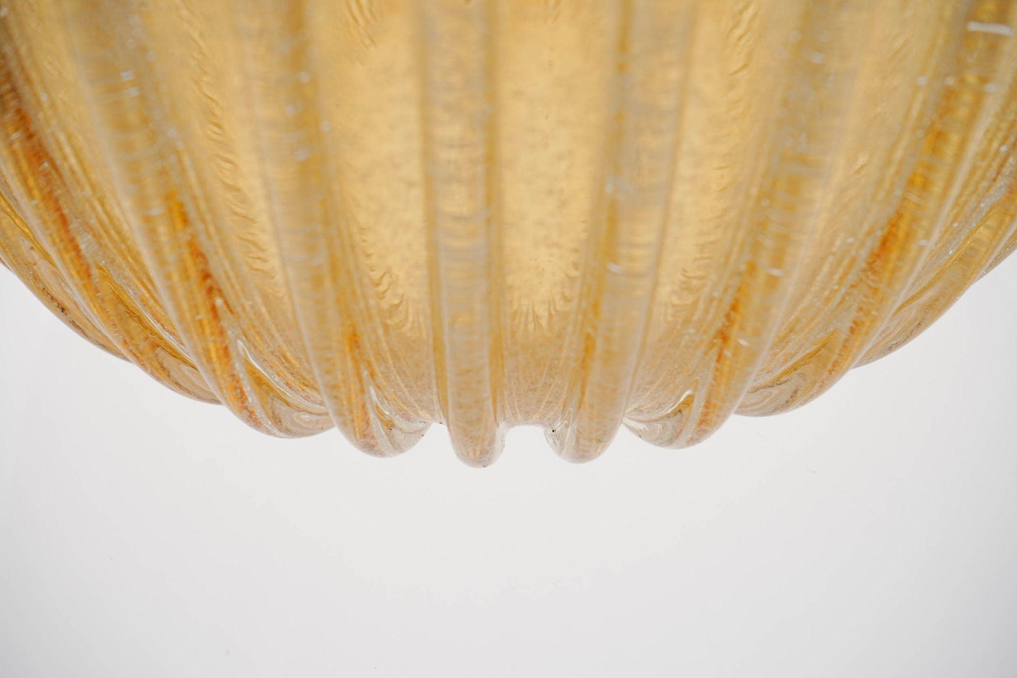 Murano glass Giant Vase, Gold leaf plain Incalmo over Ribbed Puligoso Amber body For Sale 7