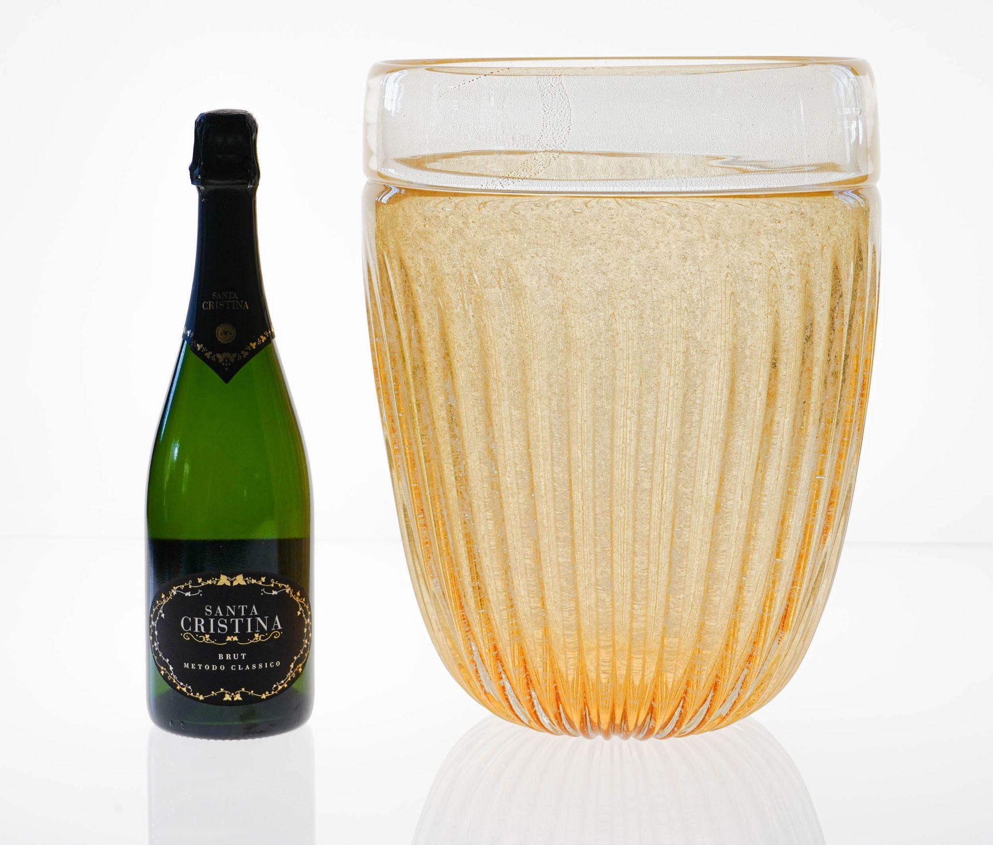 Murano glass Giant Vase, Gold leaf plain Incalmo over Ribbed Puligoso Amber body For Sale 11