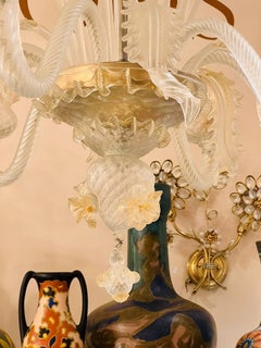 Murano glass Gino Donna gold chandelier with 6 lights and flowers circa 1940.