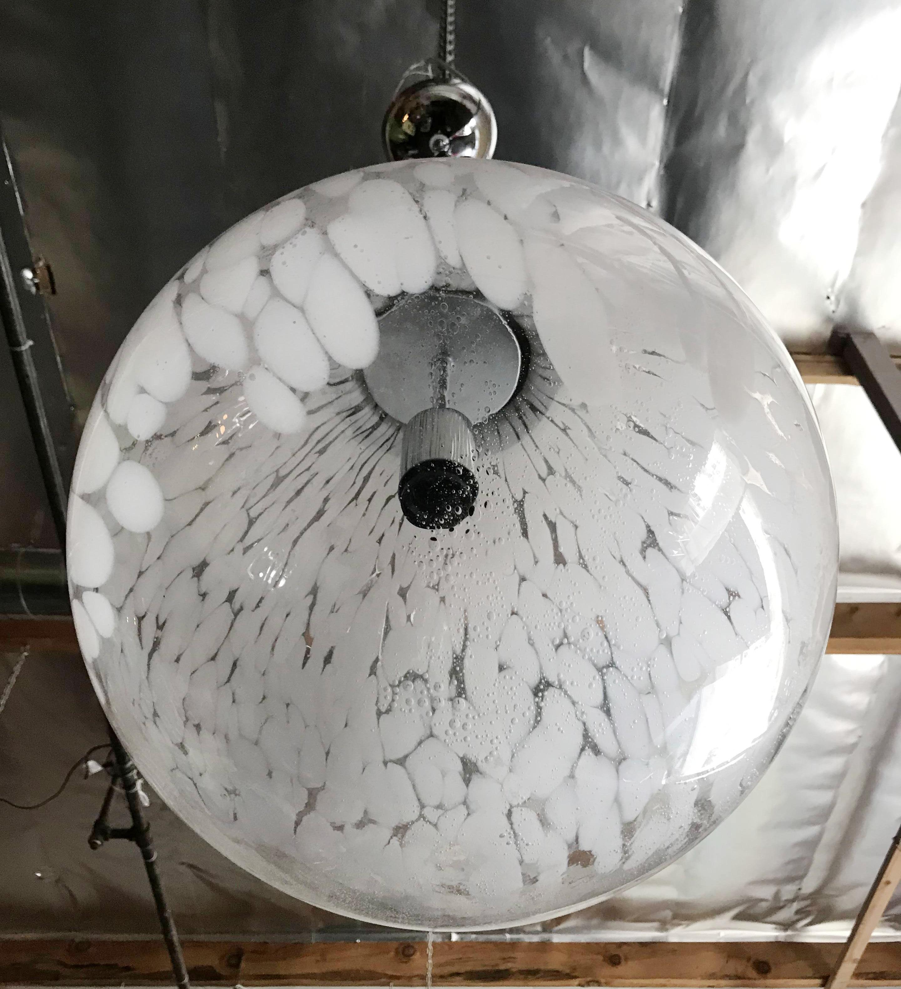 Murano Glass Globe Pendant by Venini In Good Condition In Los Angeles, CA