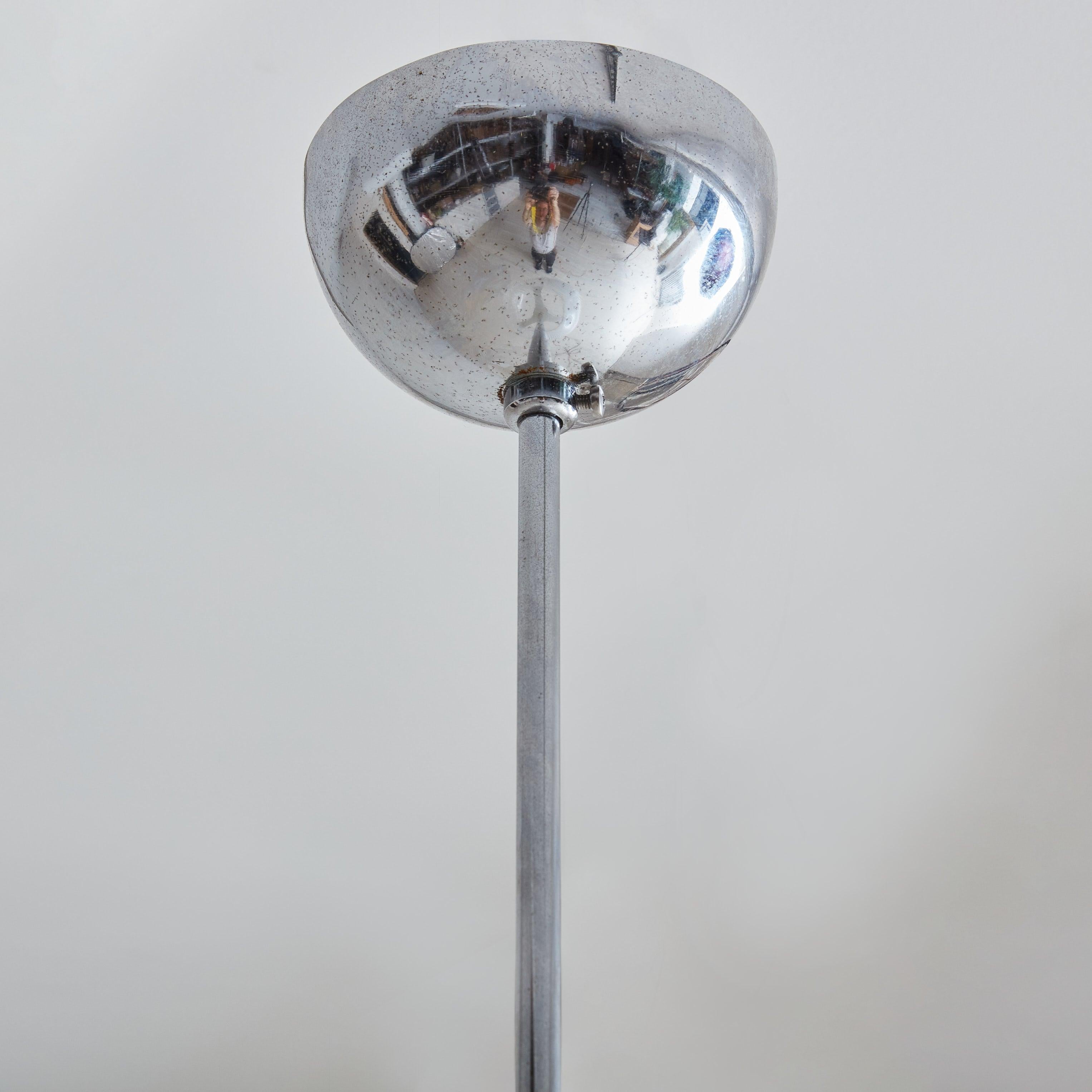Italiano Lampada a sospensione a globo in vetro di Murano, Italia, anni '70 in vendita