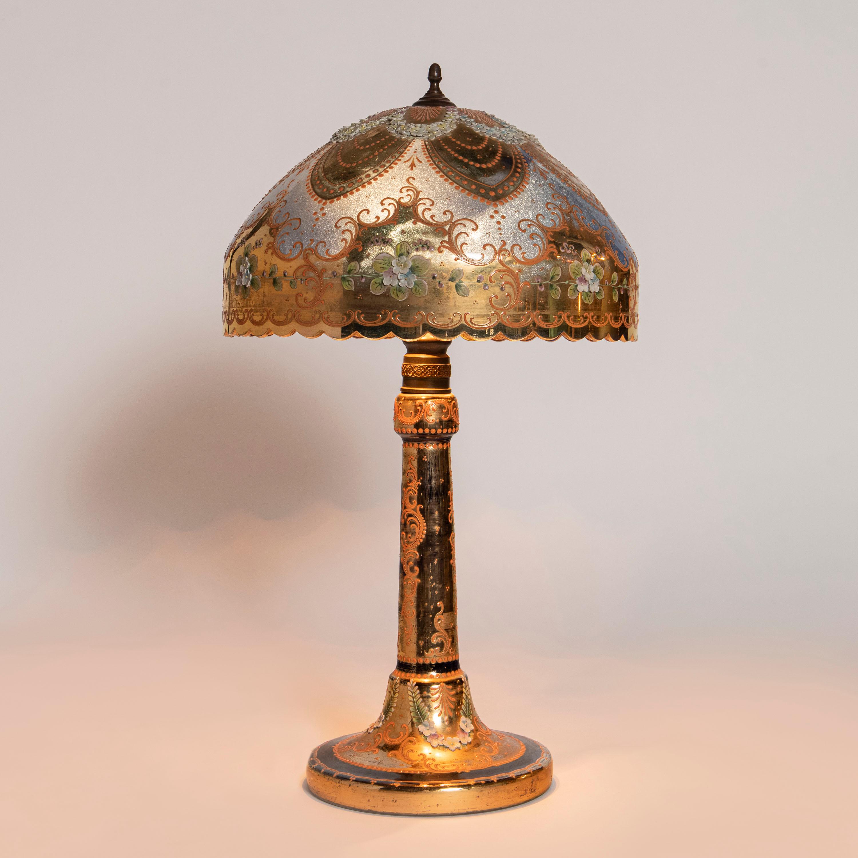 Art nouveau Lampe de table en verre de Murano, or et émail, Italie, début du XXe siècle. en vente