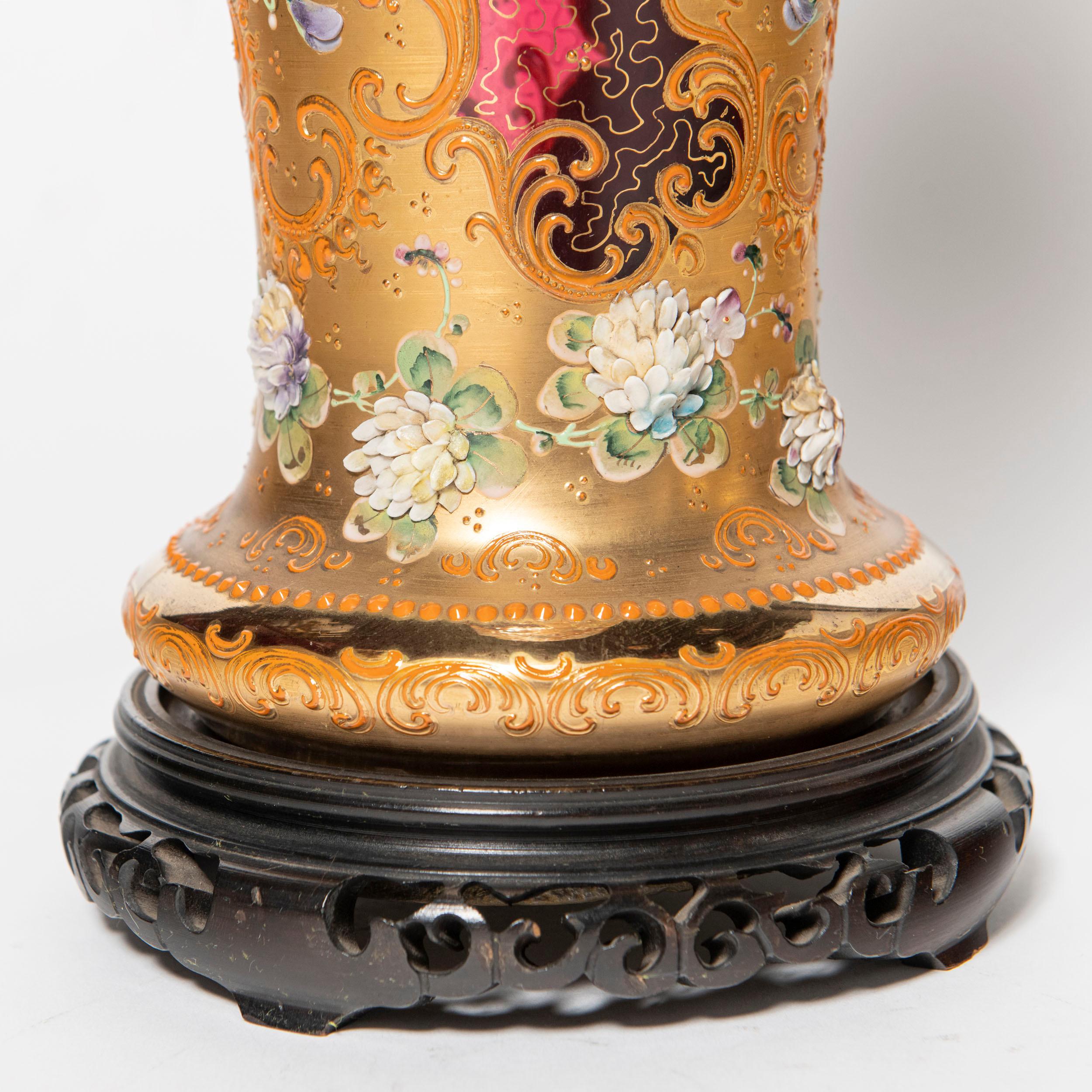 Lampe de table en verre de Murano, or et émail, Italie, début du XXe siècle Bon état - En vente à Buenos Aires, Buenos Aires