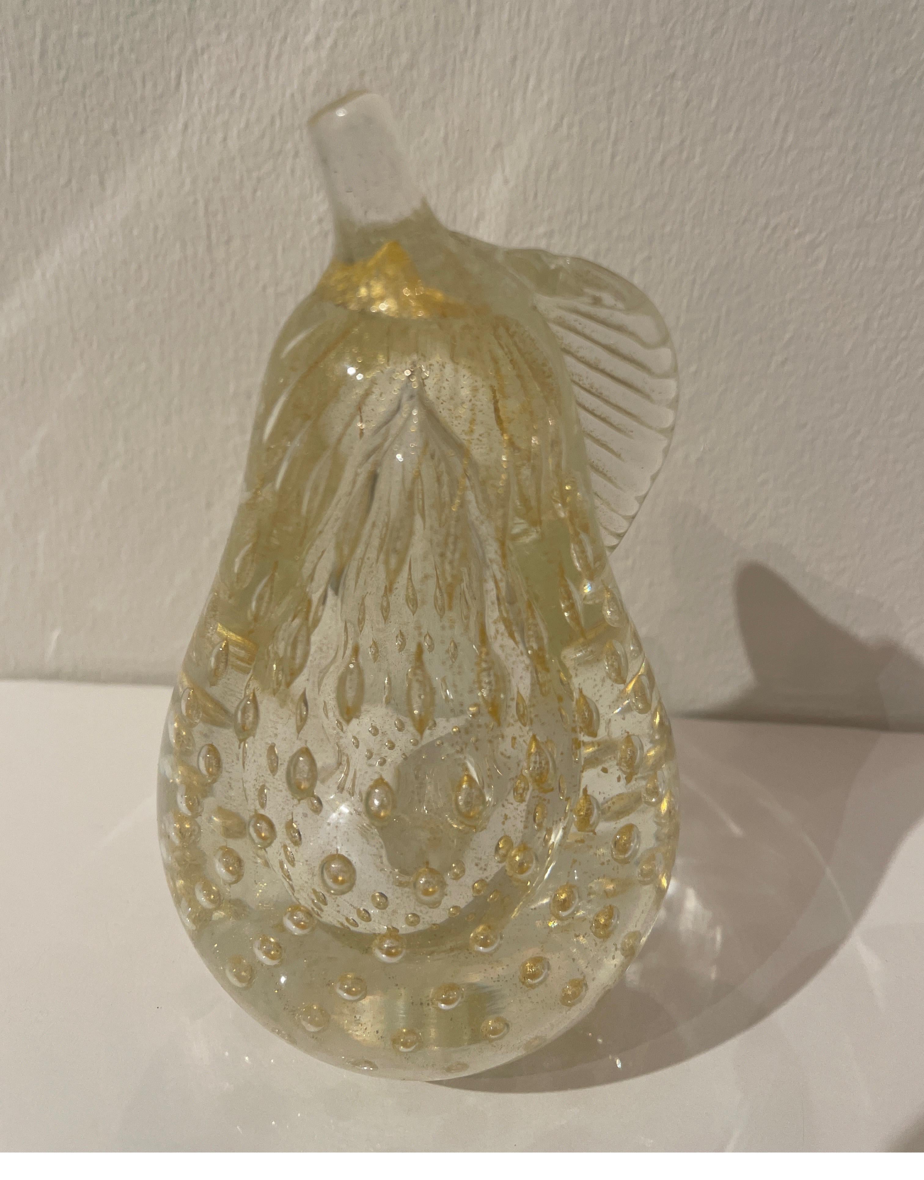 Murano Glass Gold Pear Sculpture In Good Condition For Sale In West Palm Beach, FL