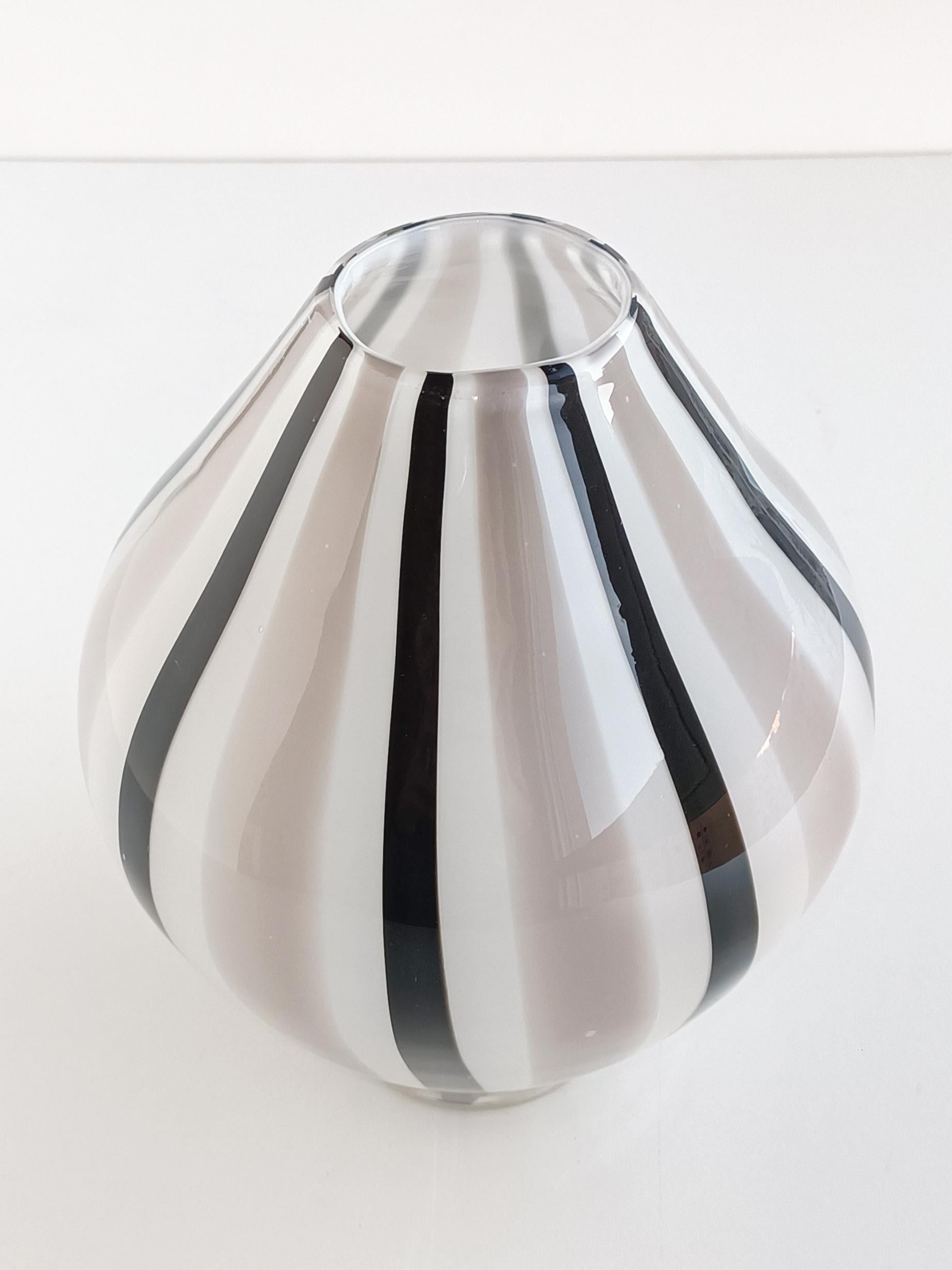 Murano Glass Graphic Design Vase, Italy, 1960s 1