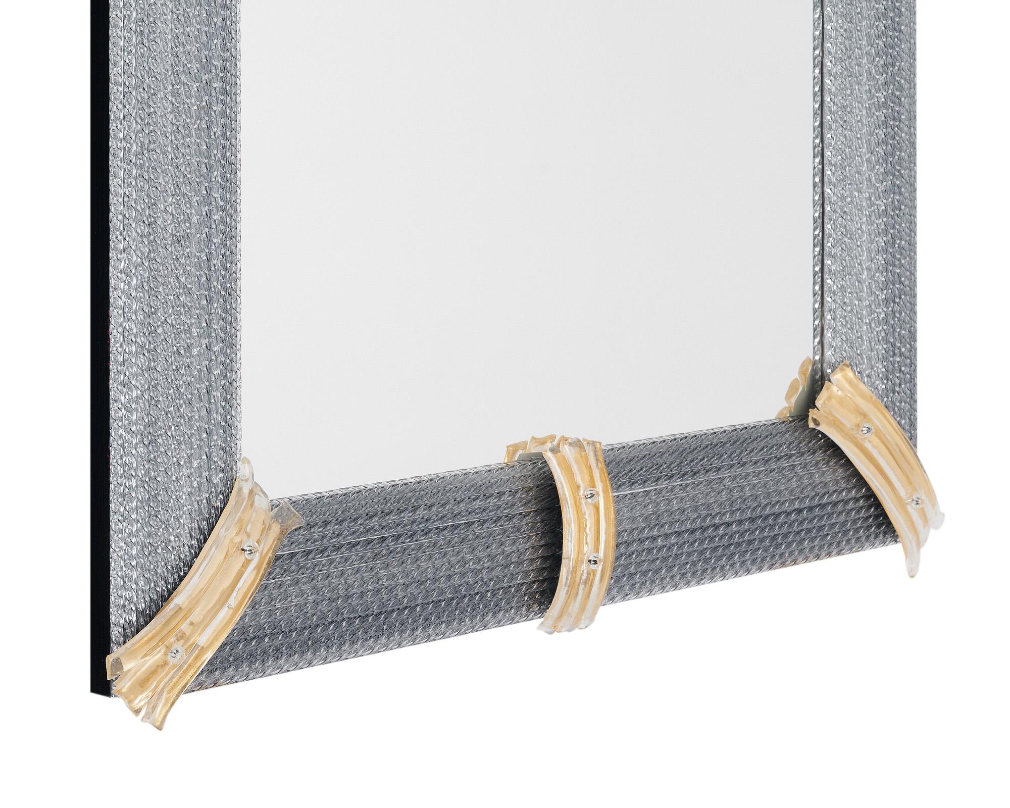italien Miroir gris Rigadin en verre de Murano en vente