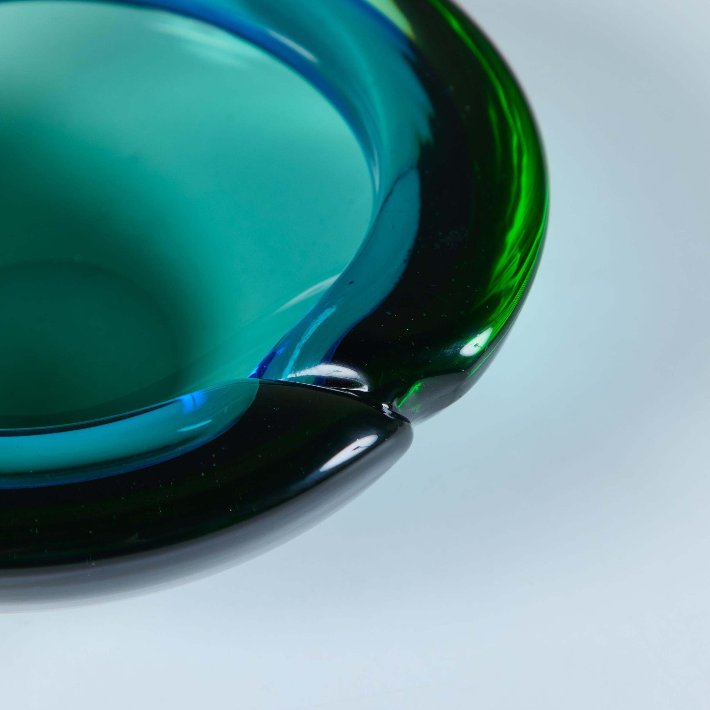 Murano Glass Green and Blue Bowl Ashtray For Sale 6