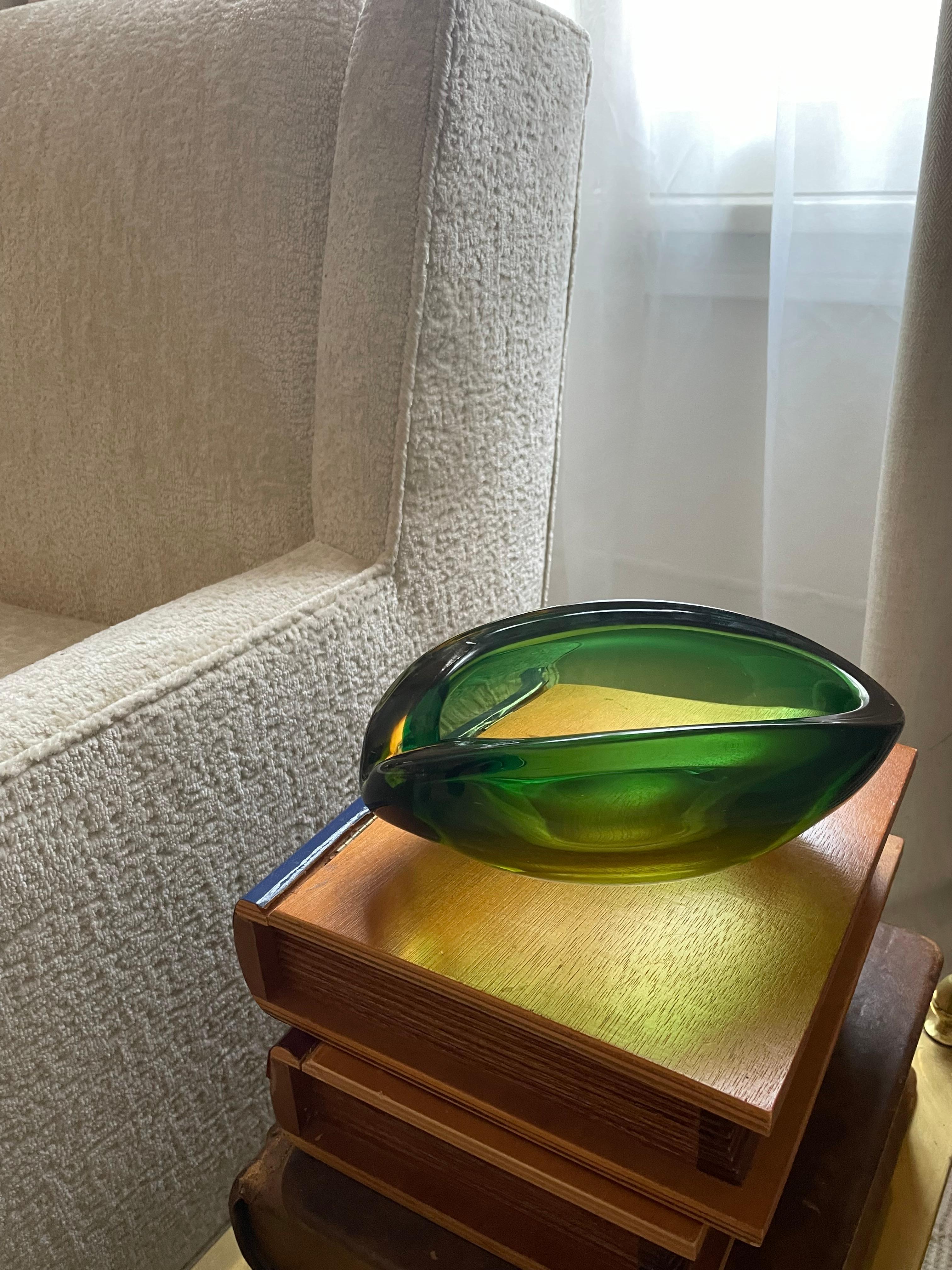Sommerso Glass Bowl or Cigar Ashtray 1