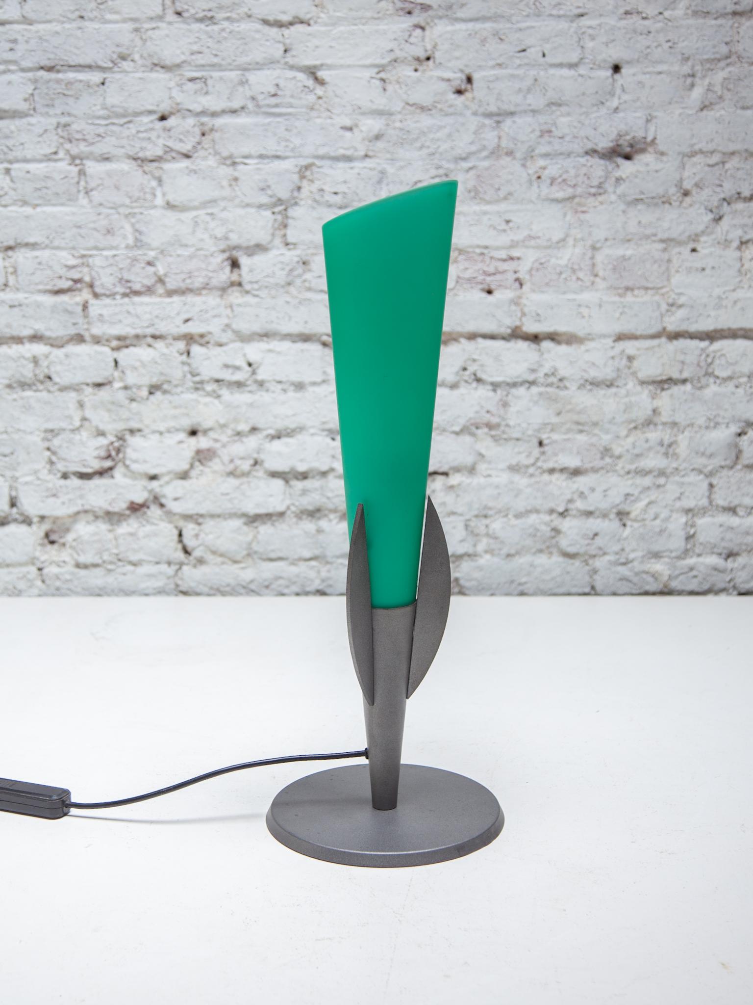 Mid-Century Modern Lampe de table en verre de Murano vert, designée par Vetri Vintage 1980 Murano en vente