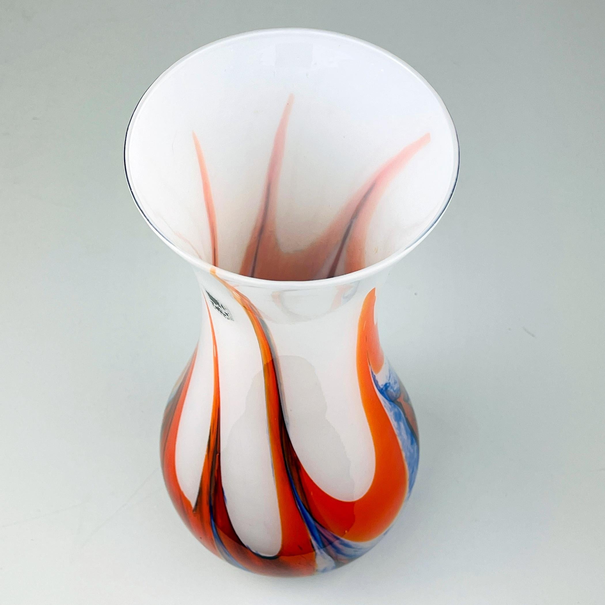 Murano Glass Hand-Cut Vase by Carlo Moretti, Italy, 1970s For Sale 4