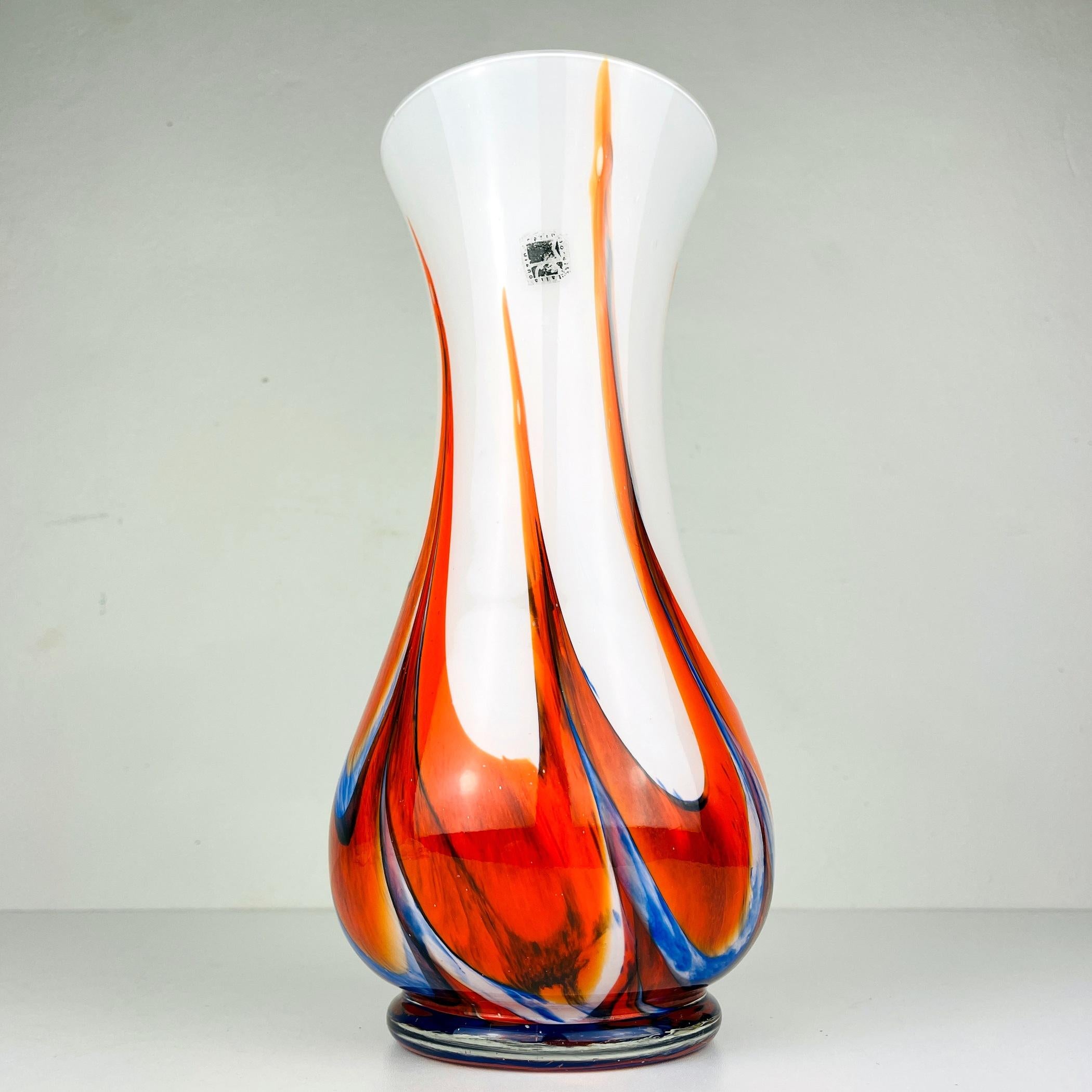 Murano Glass Hand-Cut Vase by Carlo Moretti, Italy, 1970s For Sale 5