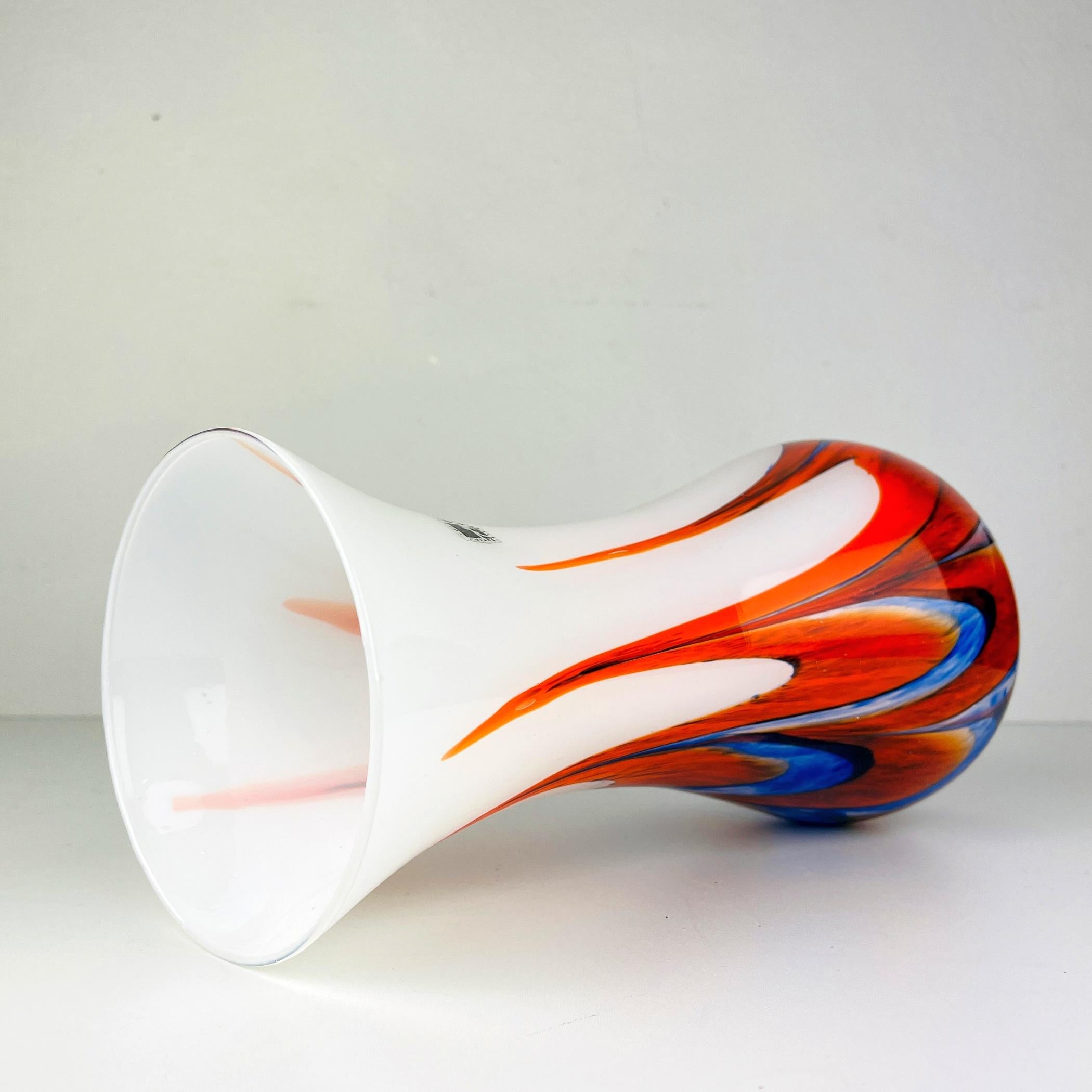 Murano Glass Hand-Cut Vase by Carlo Moretti, Italy, 1970s For Sale 1