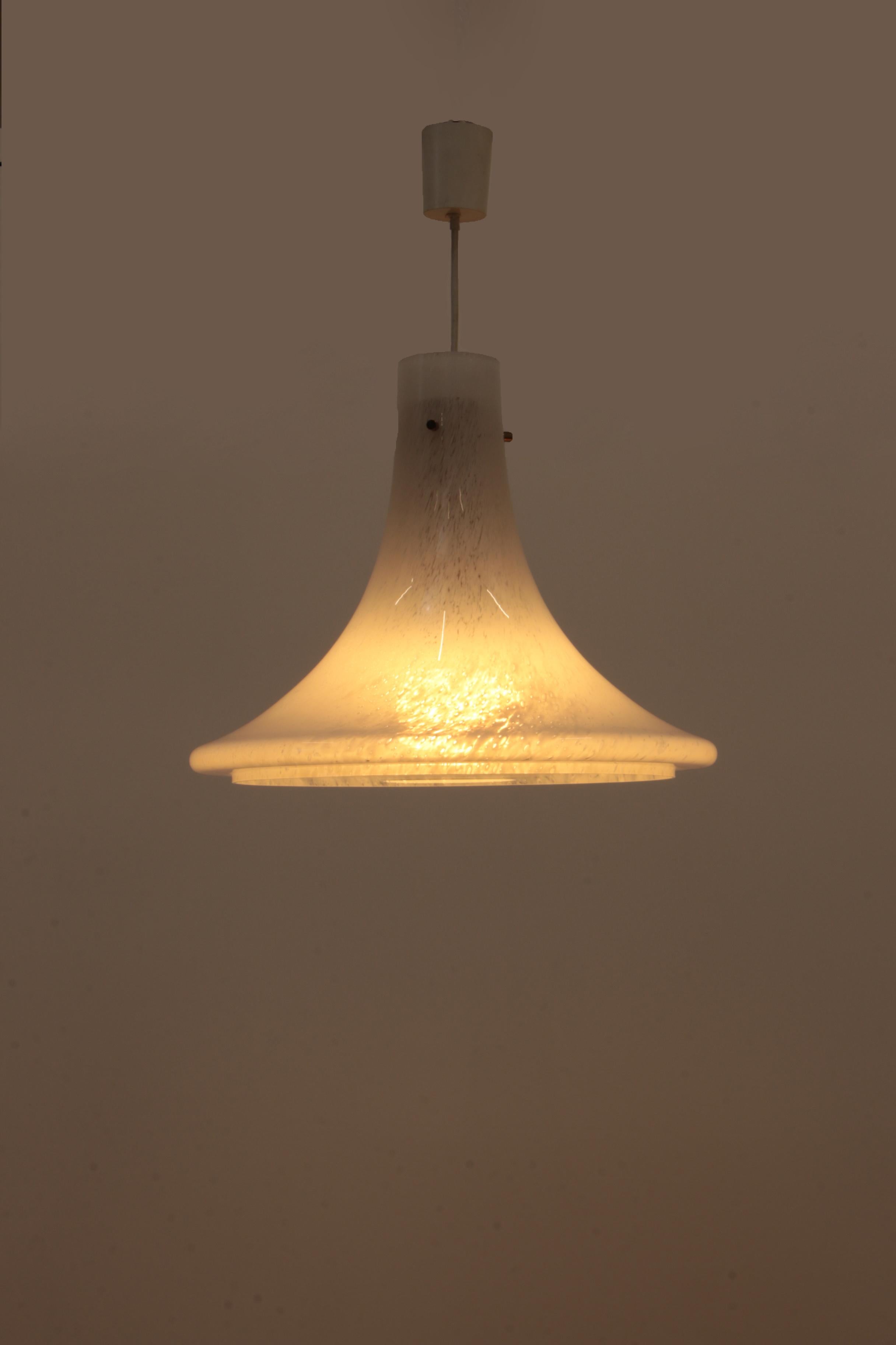 Murano Glass Hanging Lamp White Glashutte Limburg, 1970 In Good Condition In Oostrum-Venray, NL