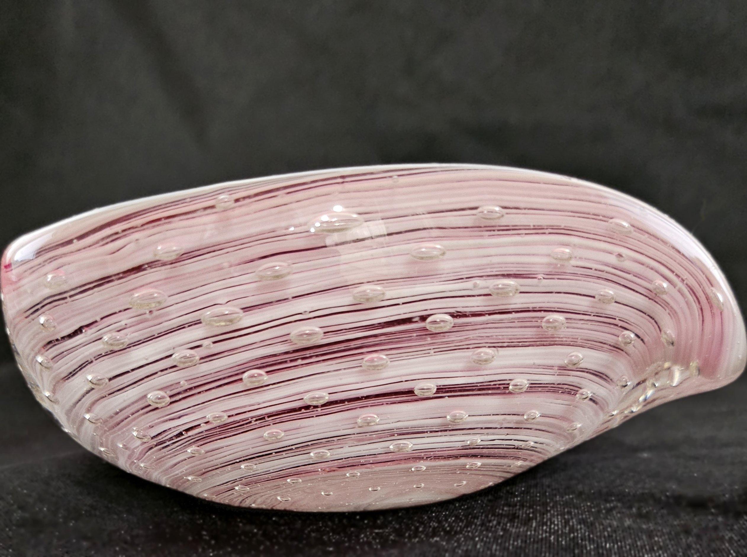 20th Century Murano Glass Heart-Shaped Bowl, Bullicante & Swirl, Barovier & Toso suspected For Sale