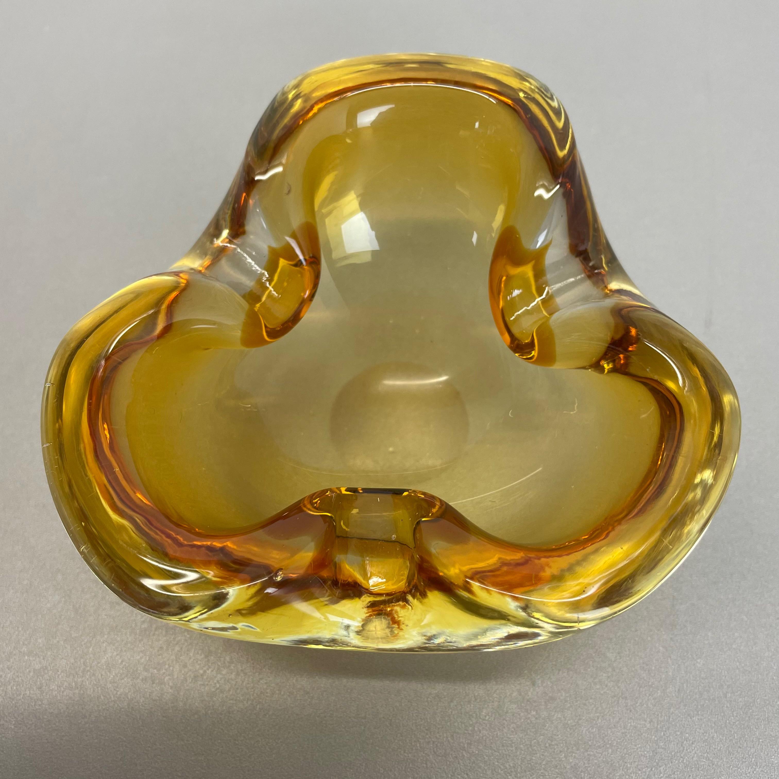 Cendrier en verre de Murano « Honey » avec éléments en coquillage Seguso Murano, Italie, 1970 7
