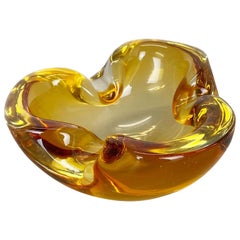 Cendrier en verre de Murano « Honey » avec éléments en coquillage Seguso Murano, Italie, 1970