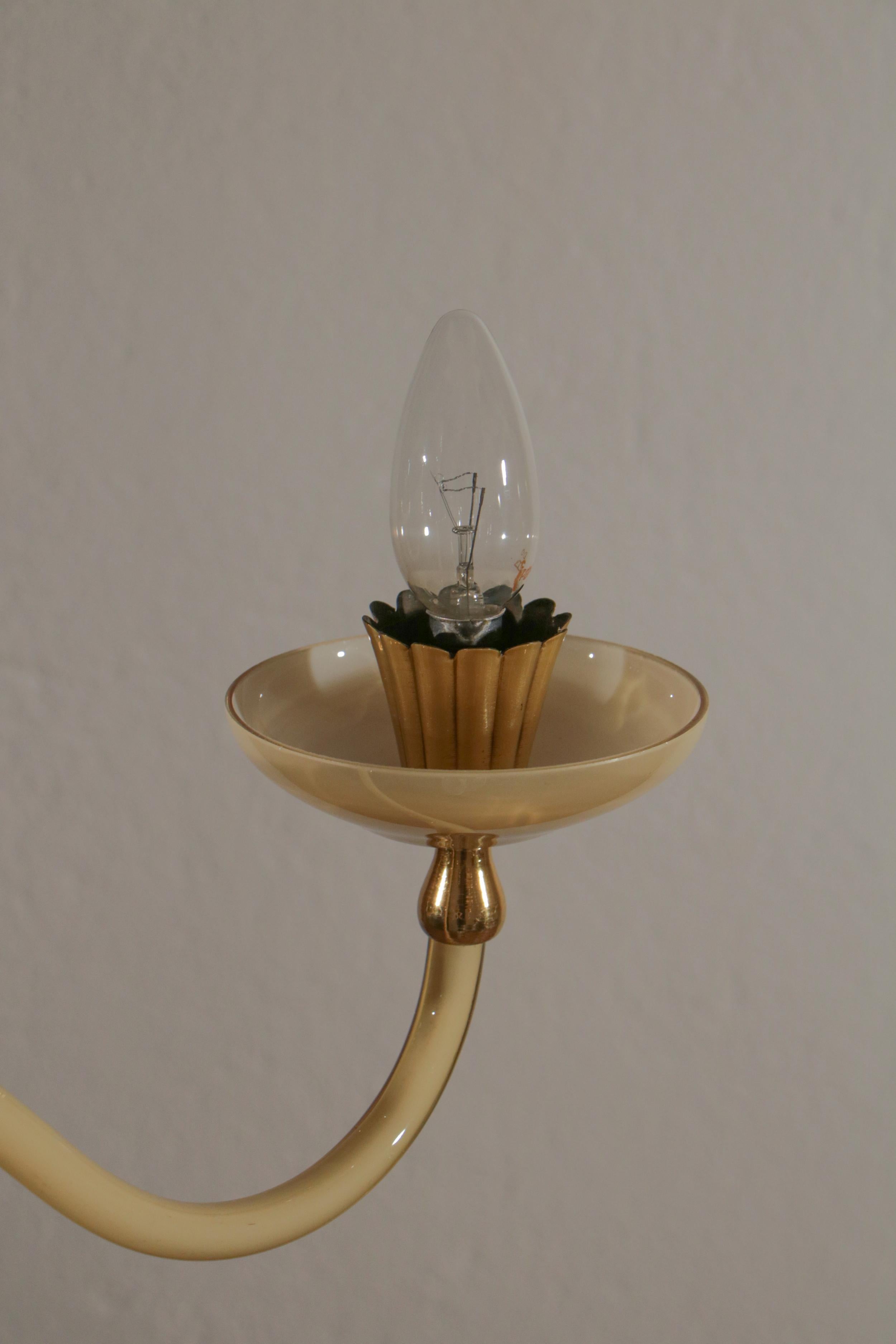 Murano Glass Honey Color Italian Mid-Century Modern Six Lights Chandelier, 1950s 6