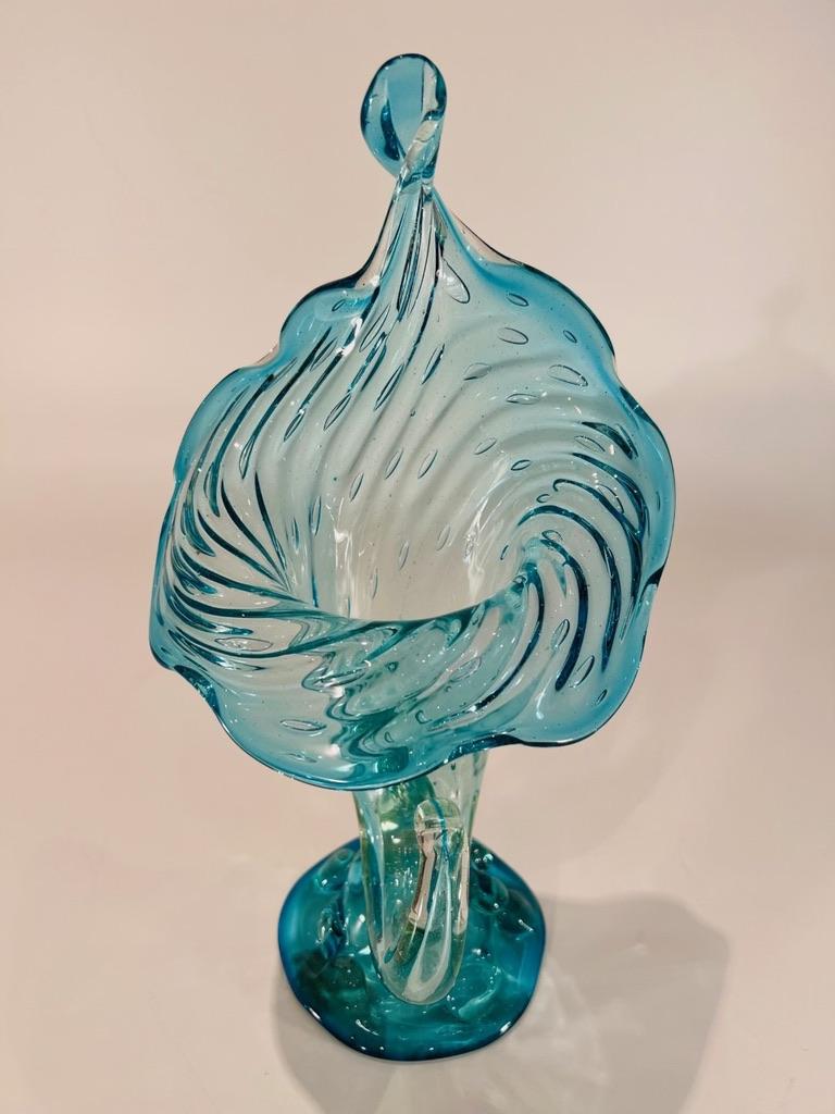 Vase Cornucopia en verre de Murano bleu circa 1950 Bon état - En vente à Rio De Janeiro, RJ