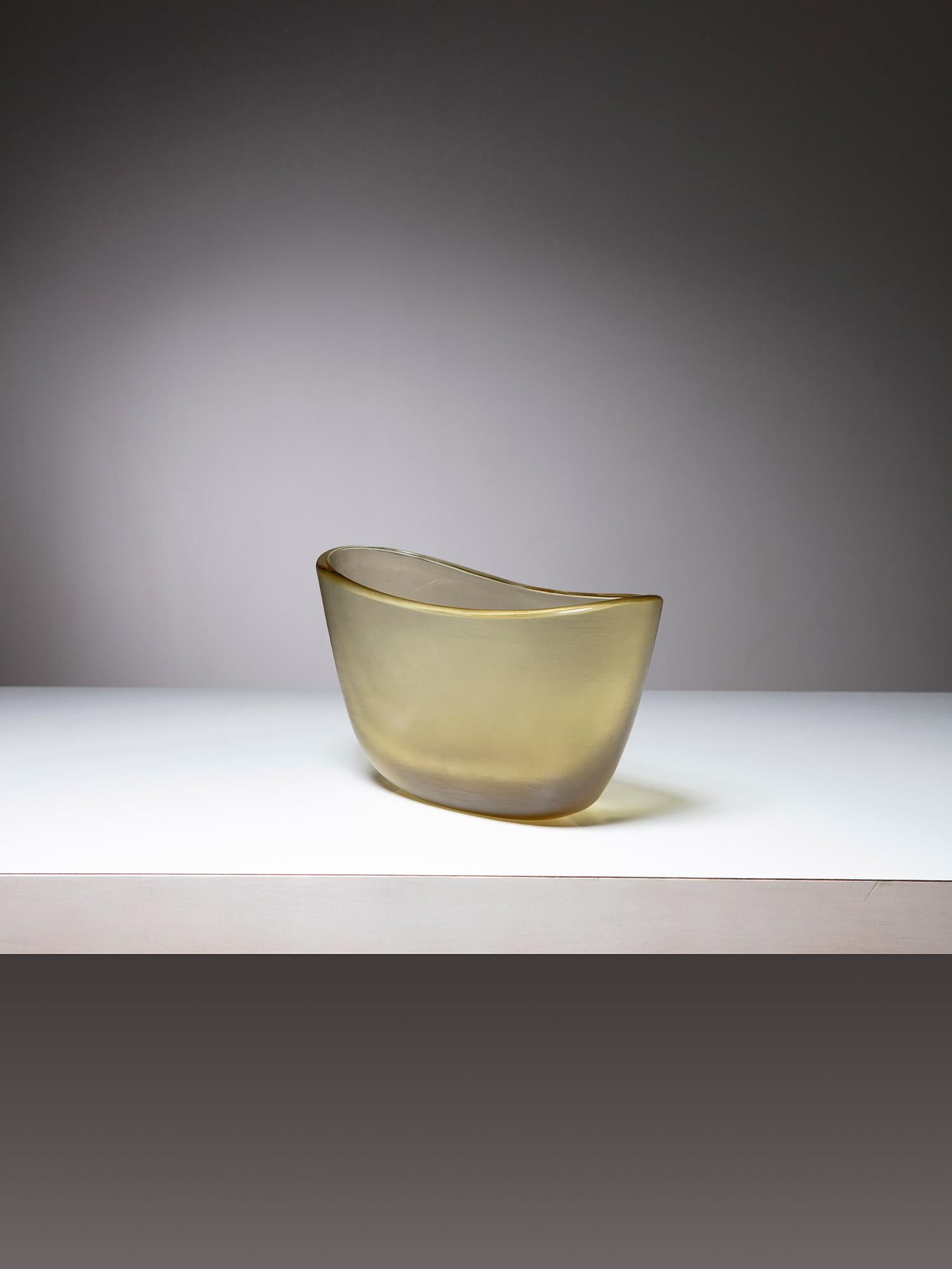 Vase Inciso de Murano par Paolo Venini pour Venini, Italie, années 1960 Bon état - En vente à Milan, IT