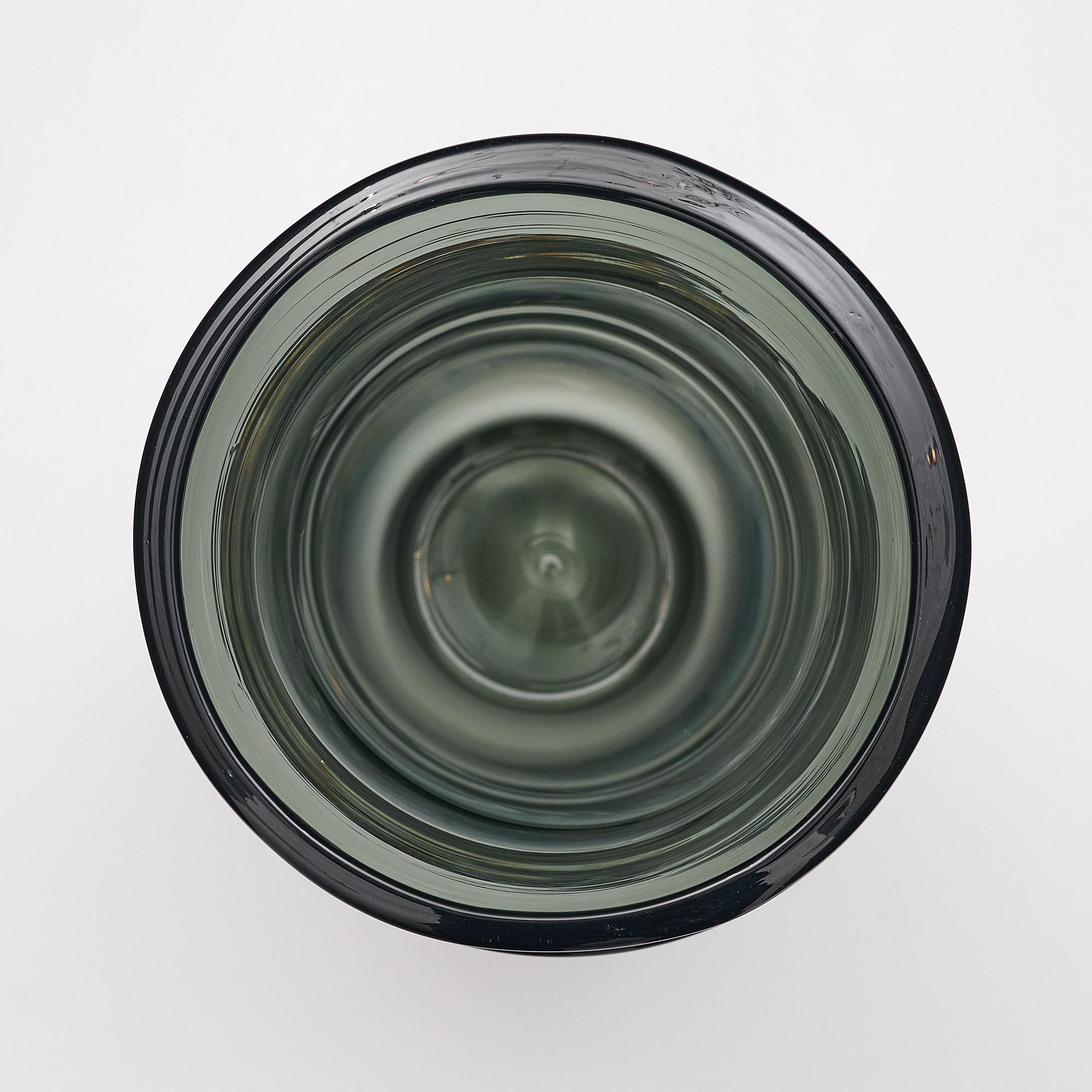Murano Glass Iridescent ‘Linee’ Vase For Sale 1