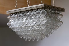 Murano Glas Kalmar Tulipan Flush Mount Kronleuchter 1970er Jahre, mit 14 Lichtquellen