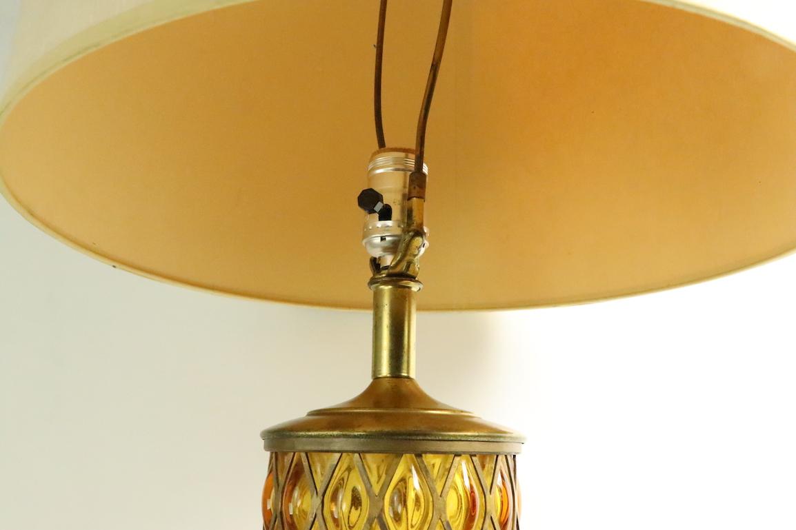 Lampe en verre de Murano soufflé dans une structure en maille métallique en vente 6