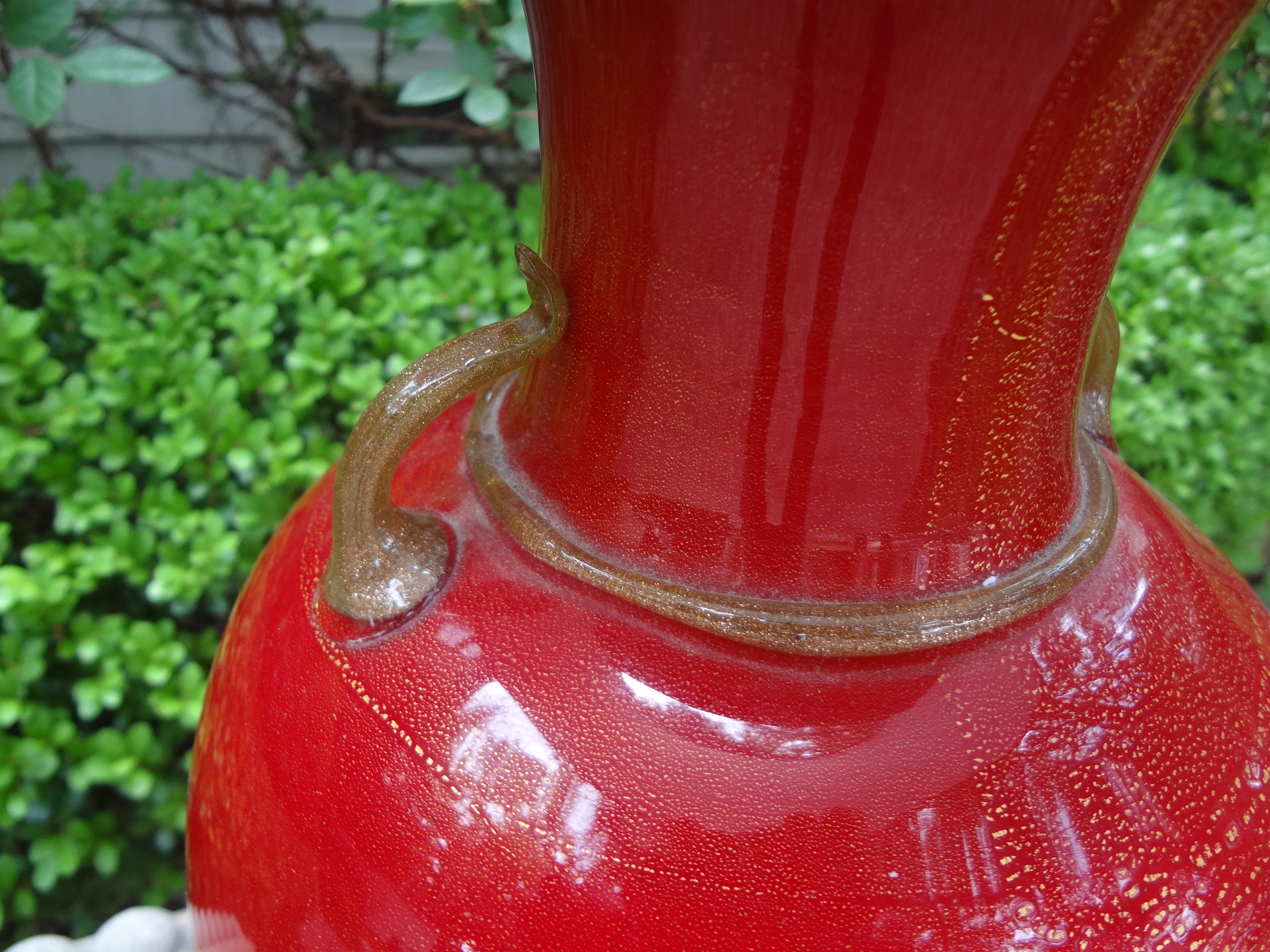 Red Murano Glass Lamp by Seguso In Good Condition For Sale In Houston, TX