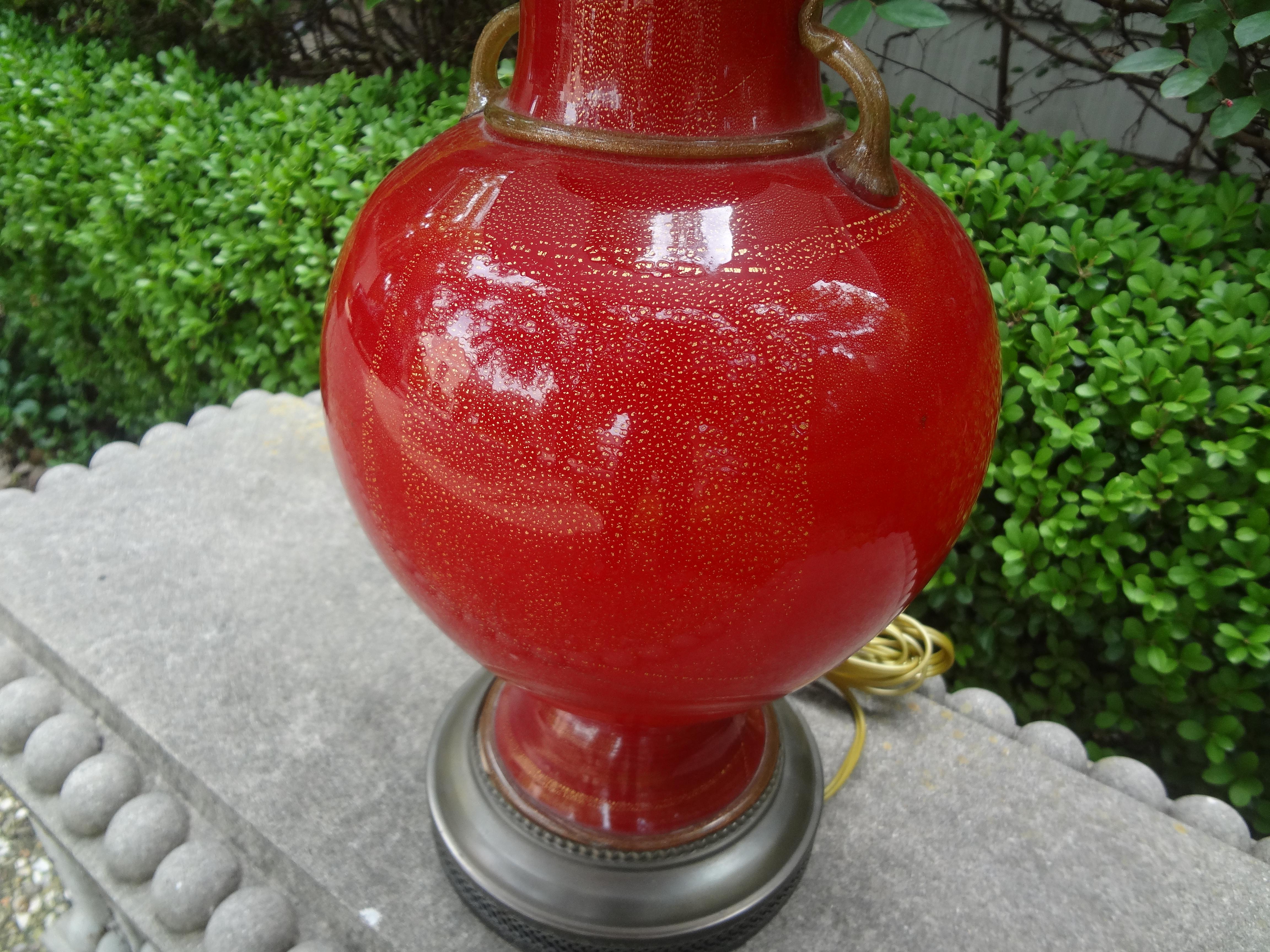 Red Murano Glass Lamp by Seguso For Sale 1