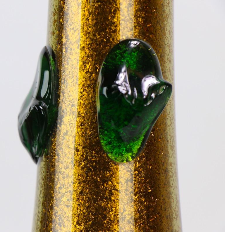 Murano Glass Lamp with Gold Inclusion and Green Prunts For Sale 7