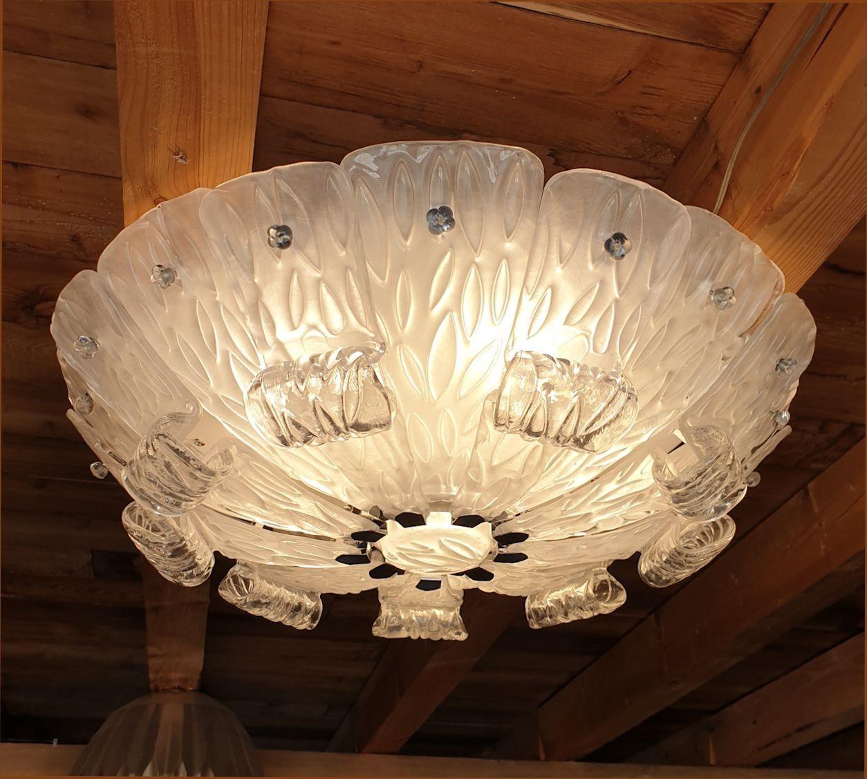 Murano glass Flush Mount Chandelier, Italy In Excellent Condition For Sale In Dallas, TX
