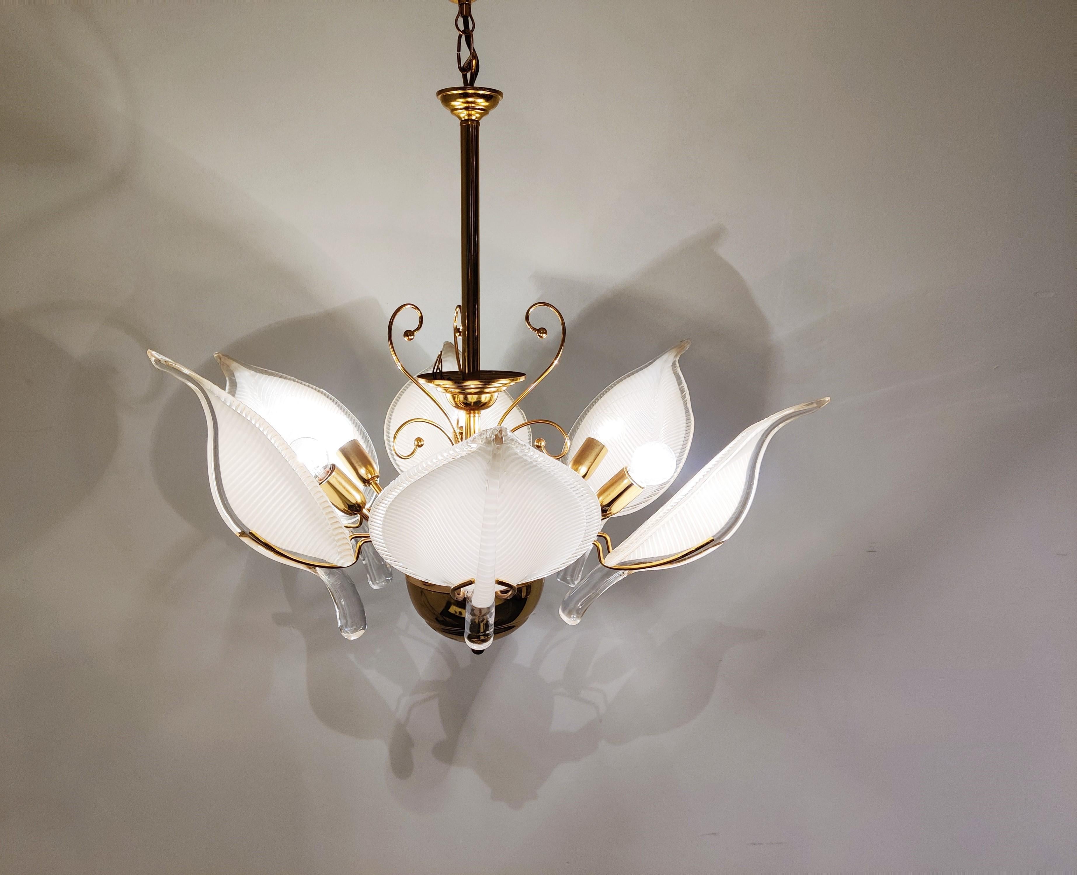 Murano Glass Leaf Chandelier by Barovier & Toso, 1970s In Good Condition In HEVERLEE, BE