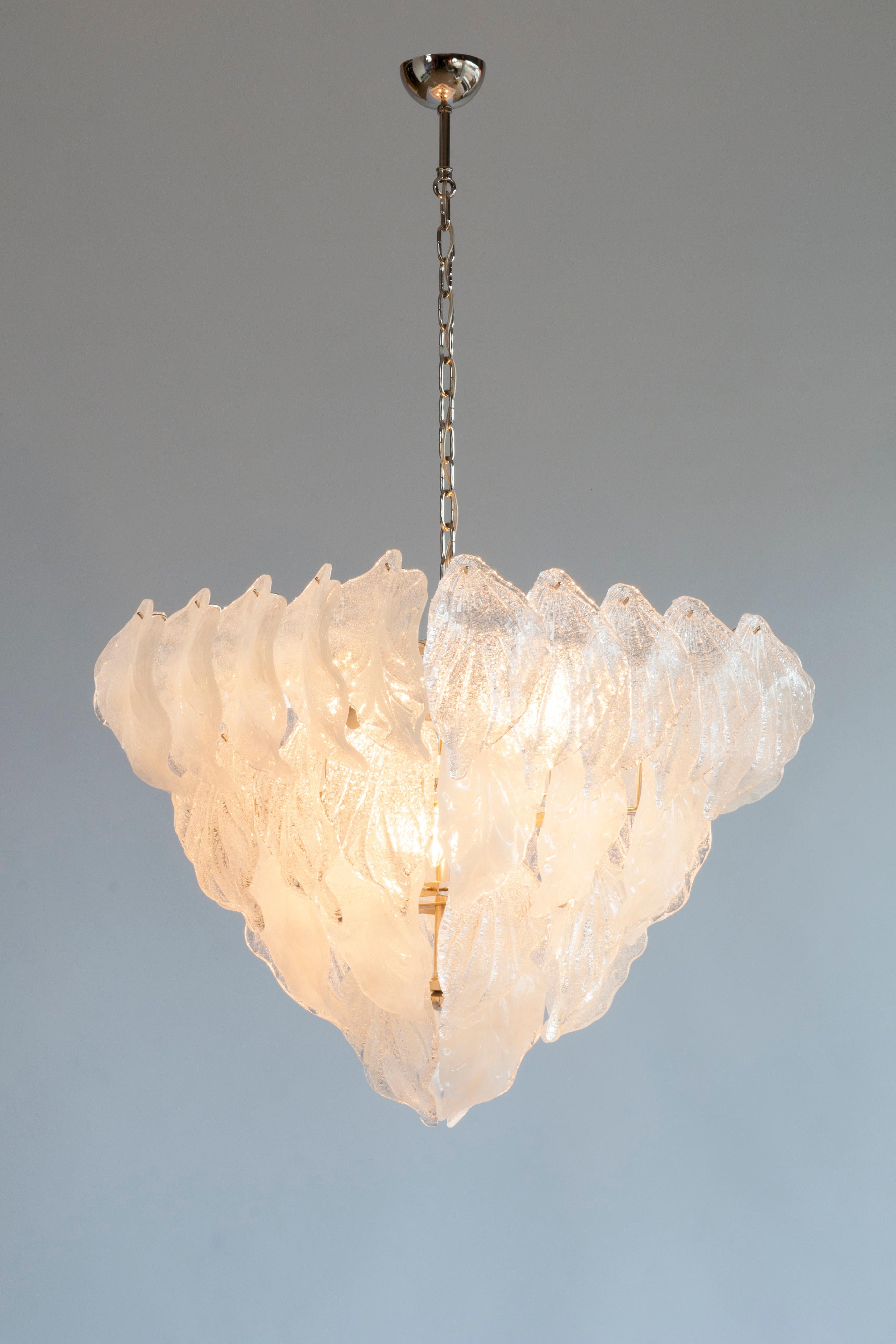 Kronleuchter aus Muranoglas mit Blättern von Vintage Murano Gallery, 1980 im Angebot 3