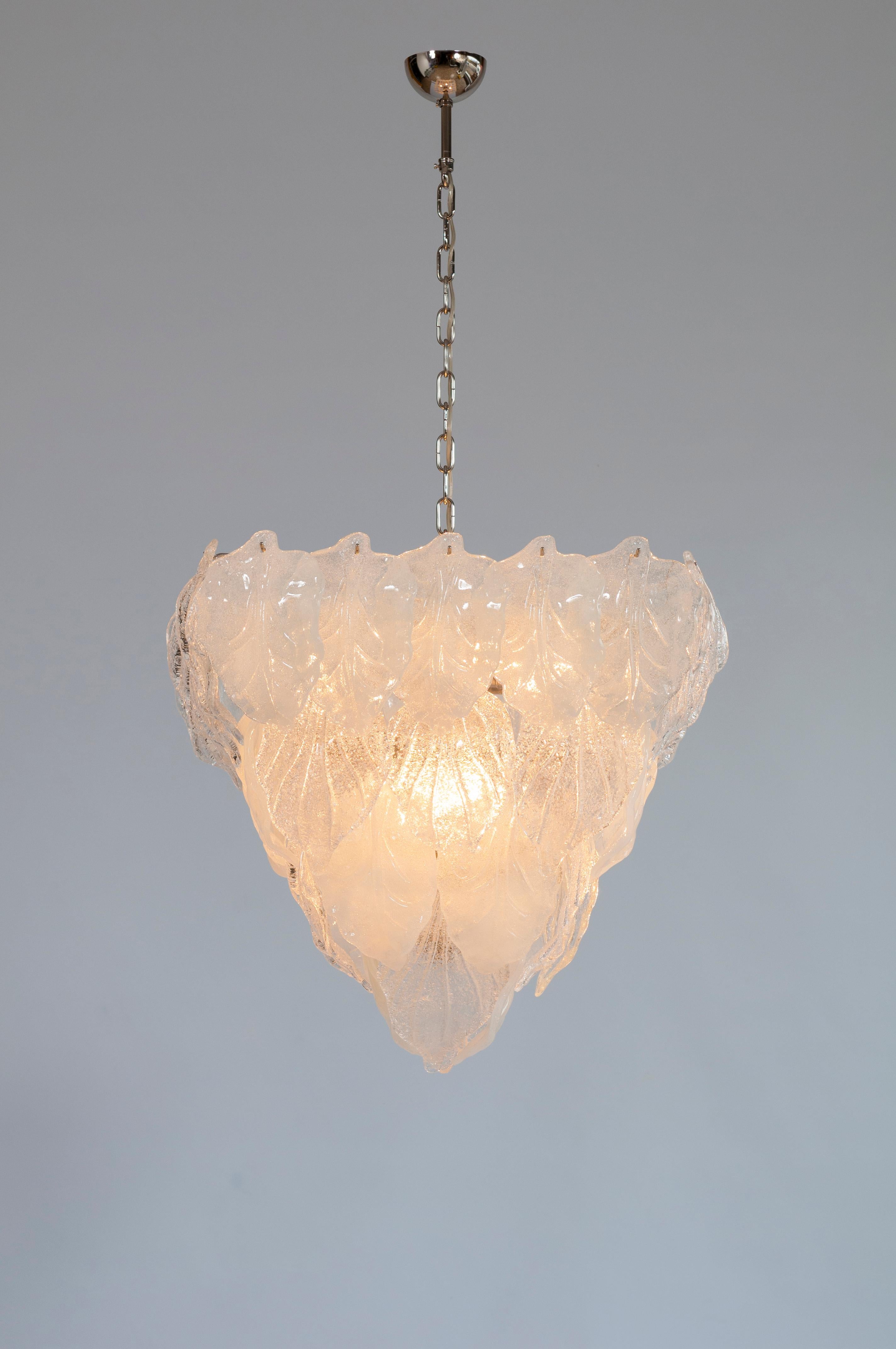 Kronleuchter aus Muranoglas mit Blättern von Vintage Murano Gallery, 1980 im Angebot 4