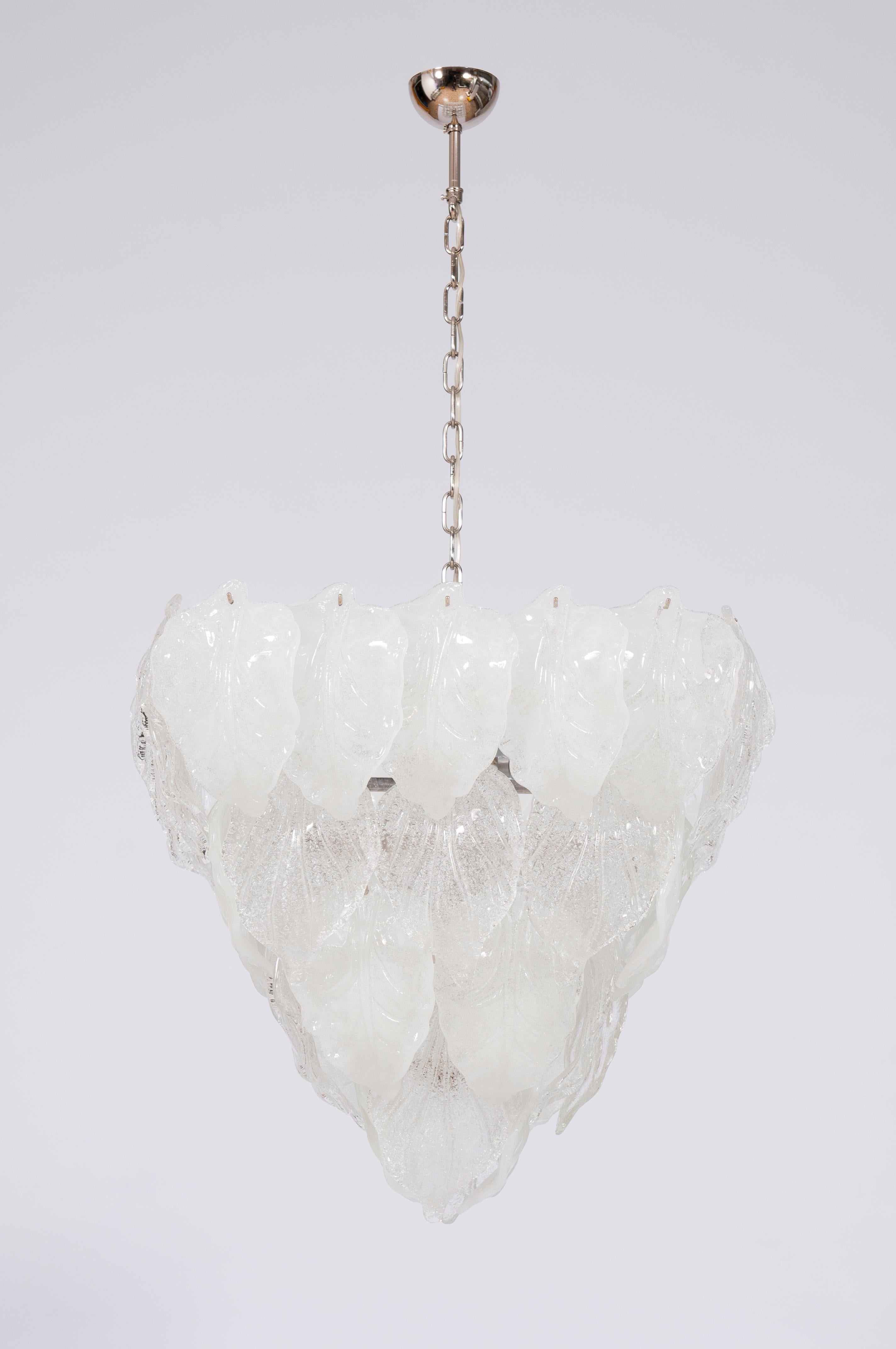 Kronleuchter aus Muranoglas mit Blättern von Vintage Murano Gallery, 1980 im Angebot 5