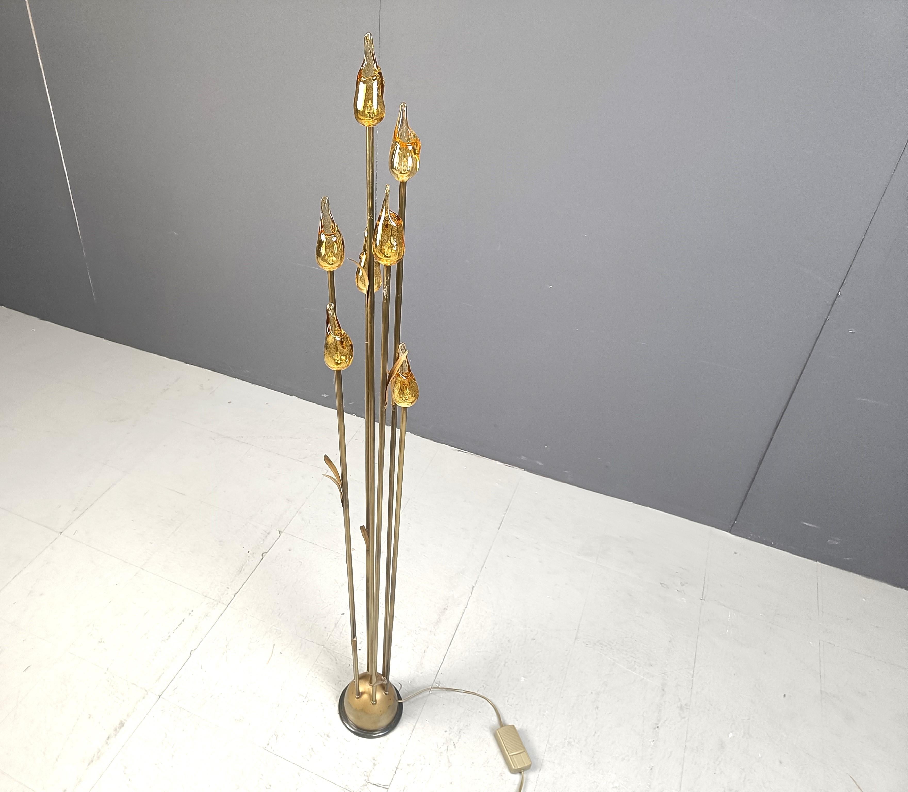 Lámpara de pie con hojas de cristal de Murano, años 80 Italiano en venta