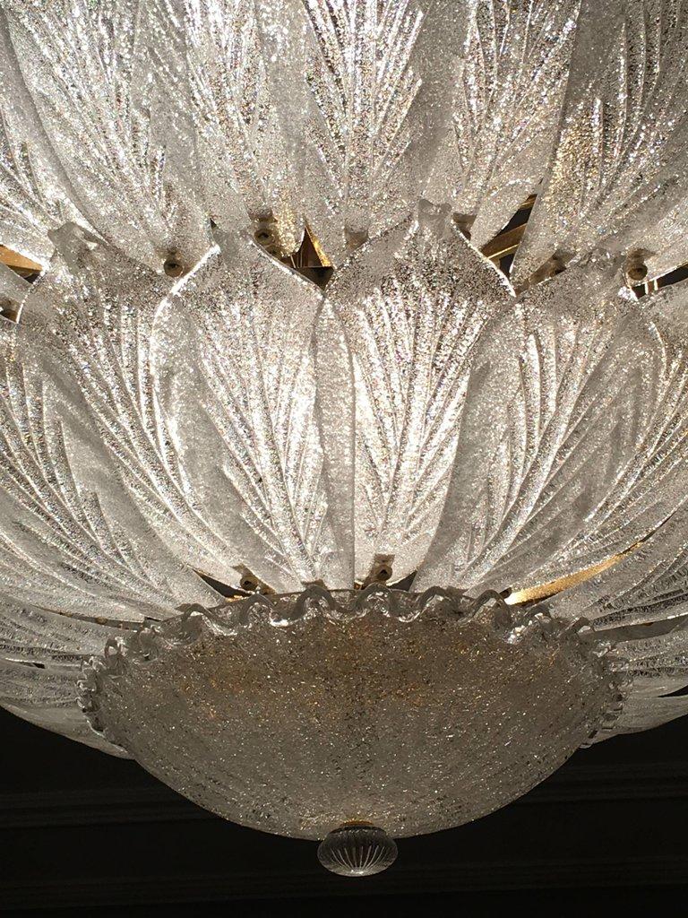 Murano Glass Leave Ceiling Light Chandelier In Excellent Condition For Sale In Rome, IT