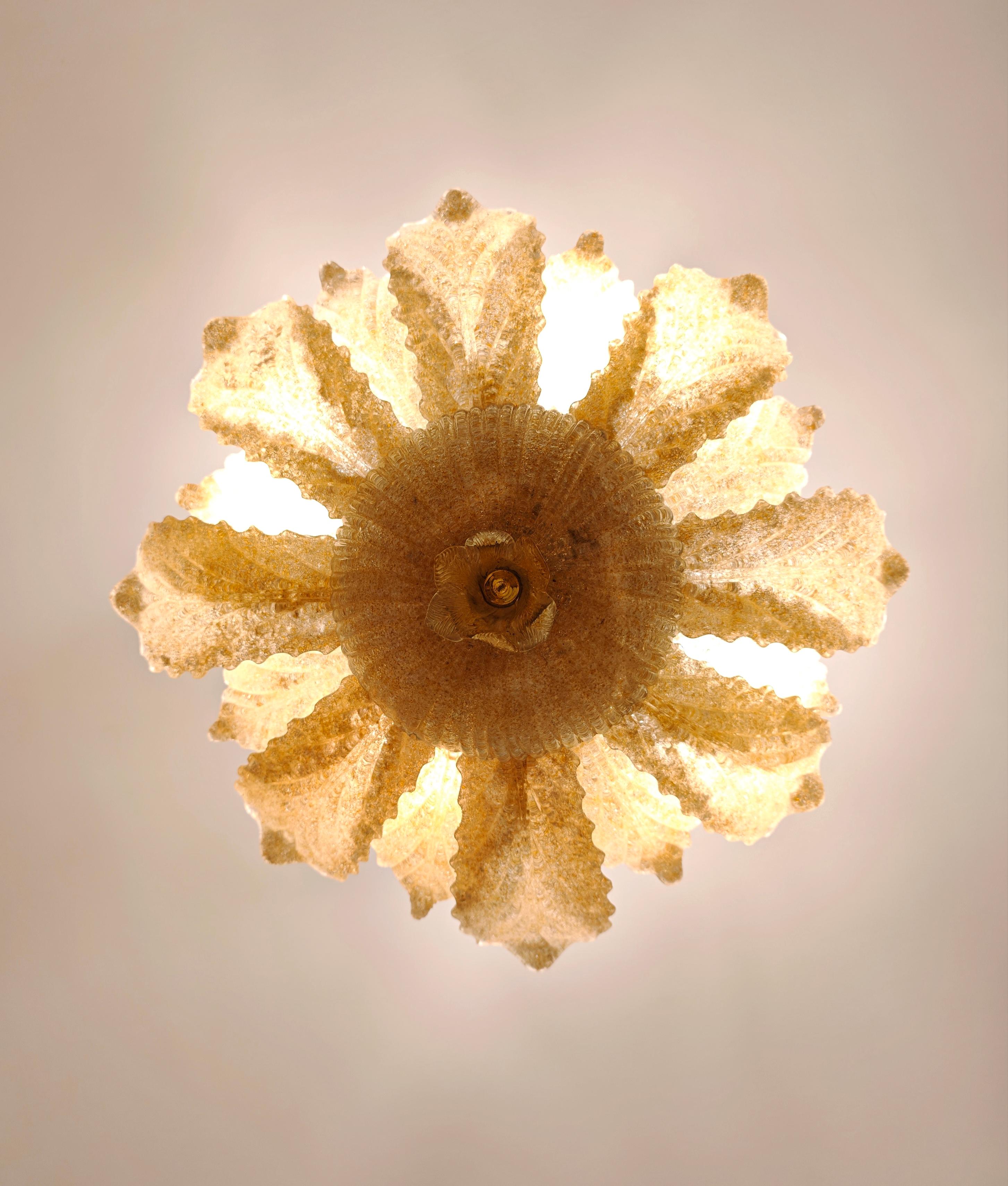 Araña de hojas de cristal de Murano Producción de los años 70/80 Italia Moderna de mediados de siglo Italiano en venta