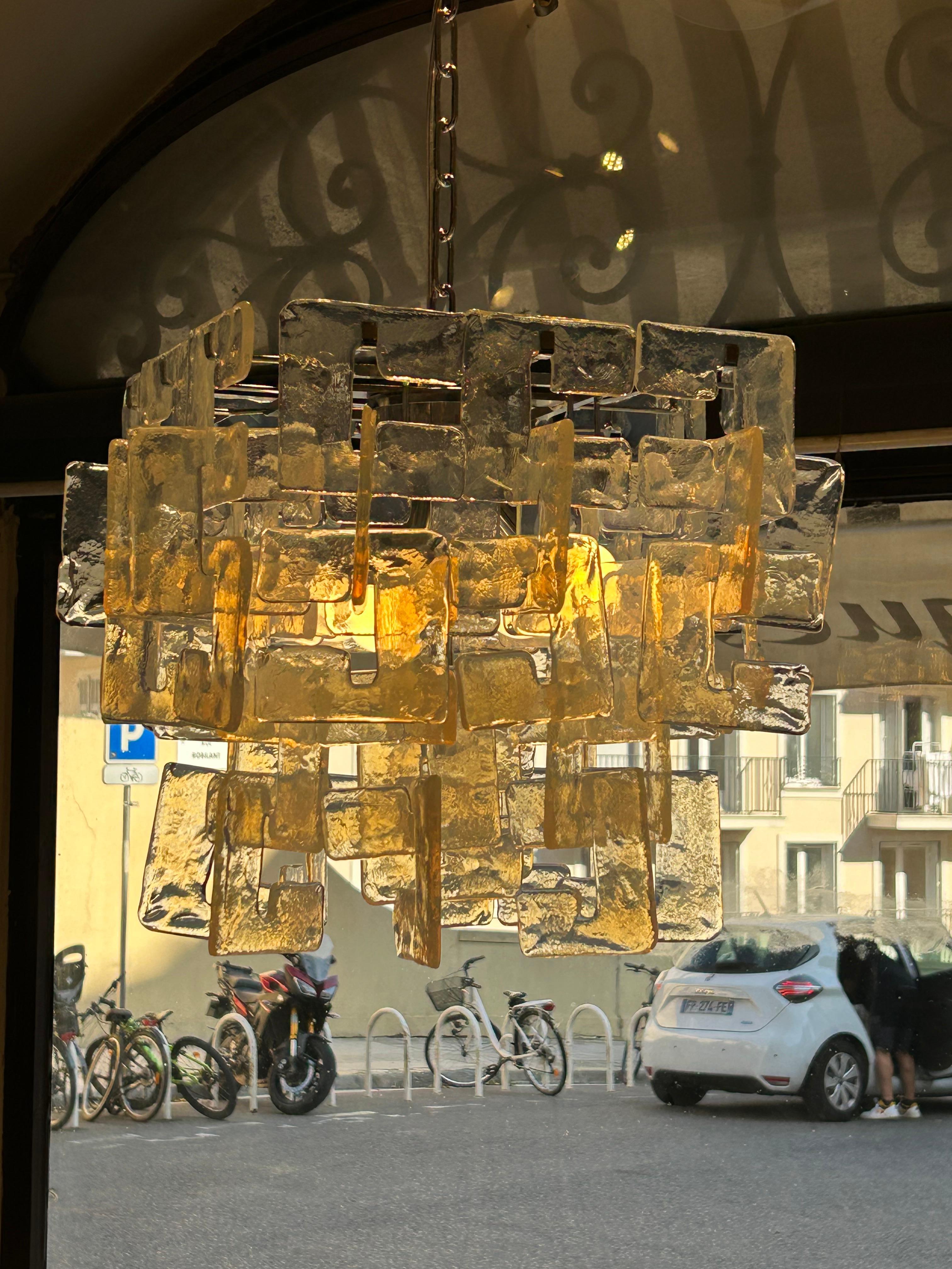 Italiano Lampada in vetro di Murano. Lo stile di Carlo Nason in vendita