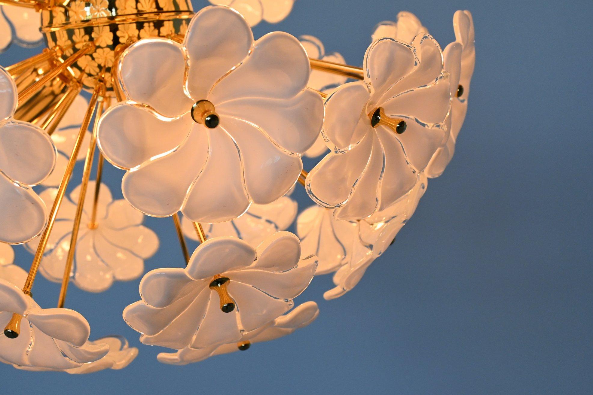 Murano Glass Lotus Sputnik Chandelier, Italy, 1970 3